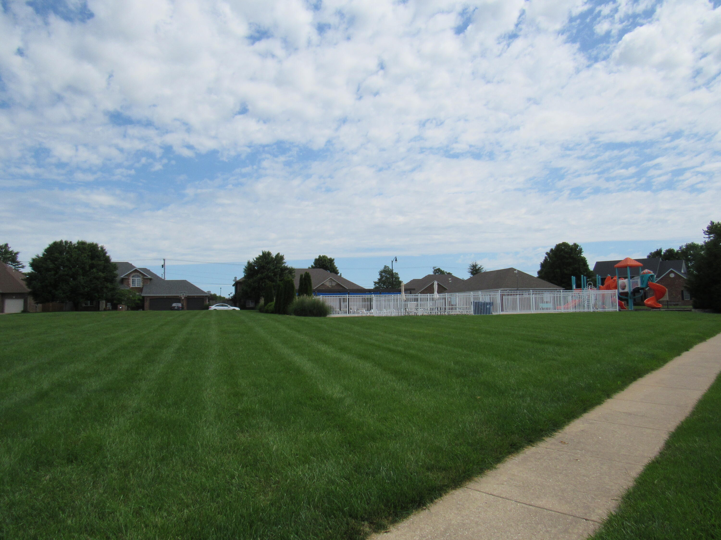640 South Shuyler Street Property Photo 39