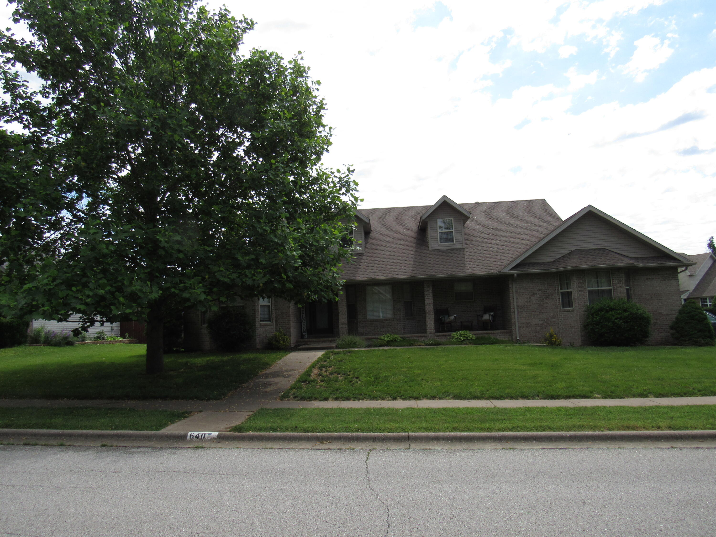 640 South Shuyler Street Property Photo 49