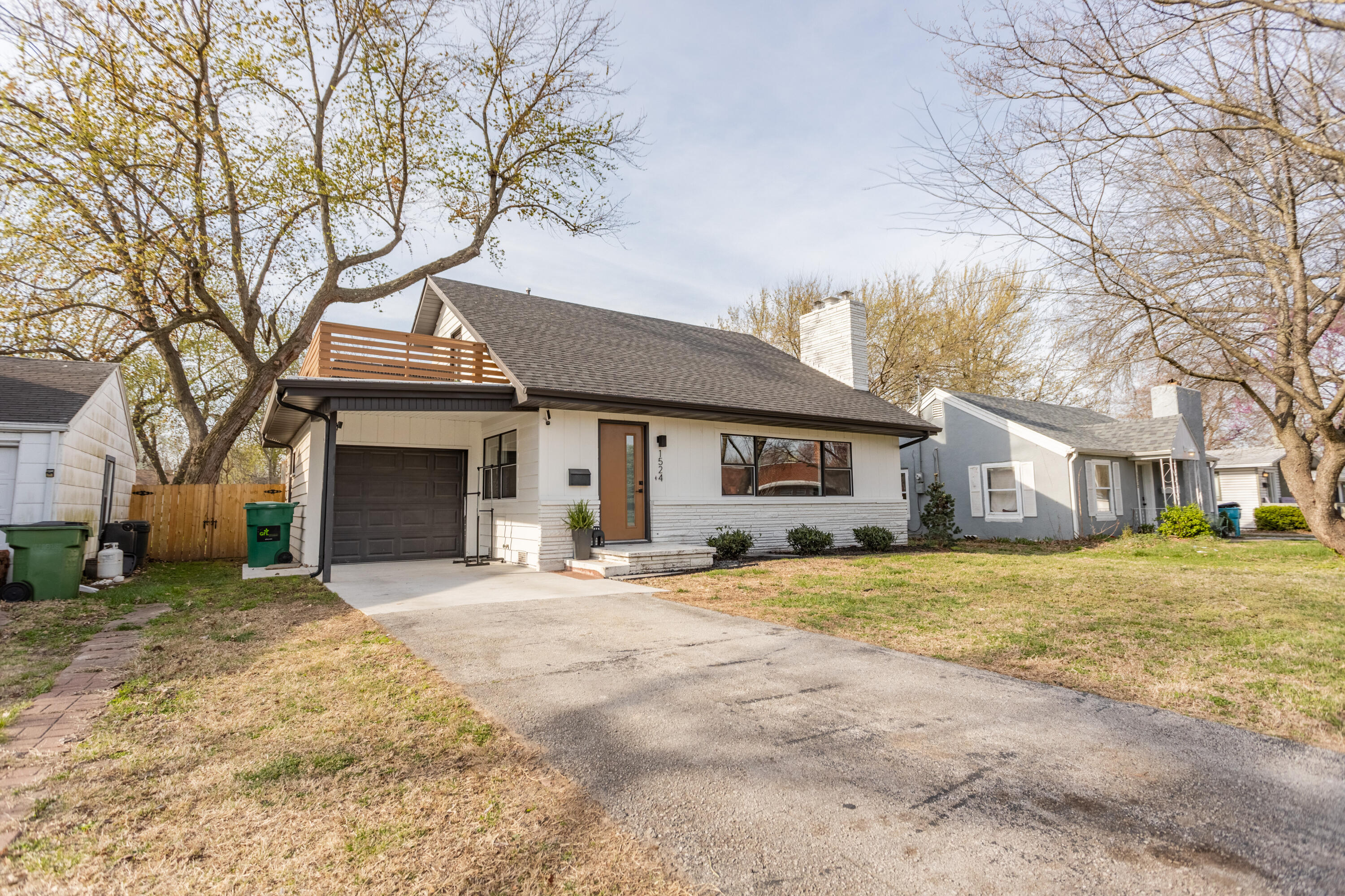 1524 East Cherokee Street Property Photo