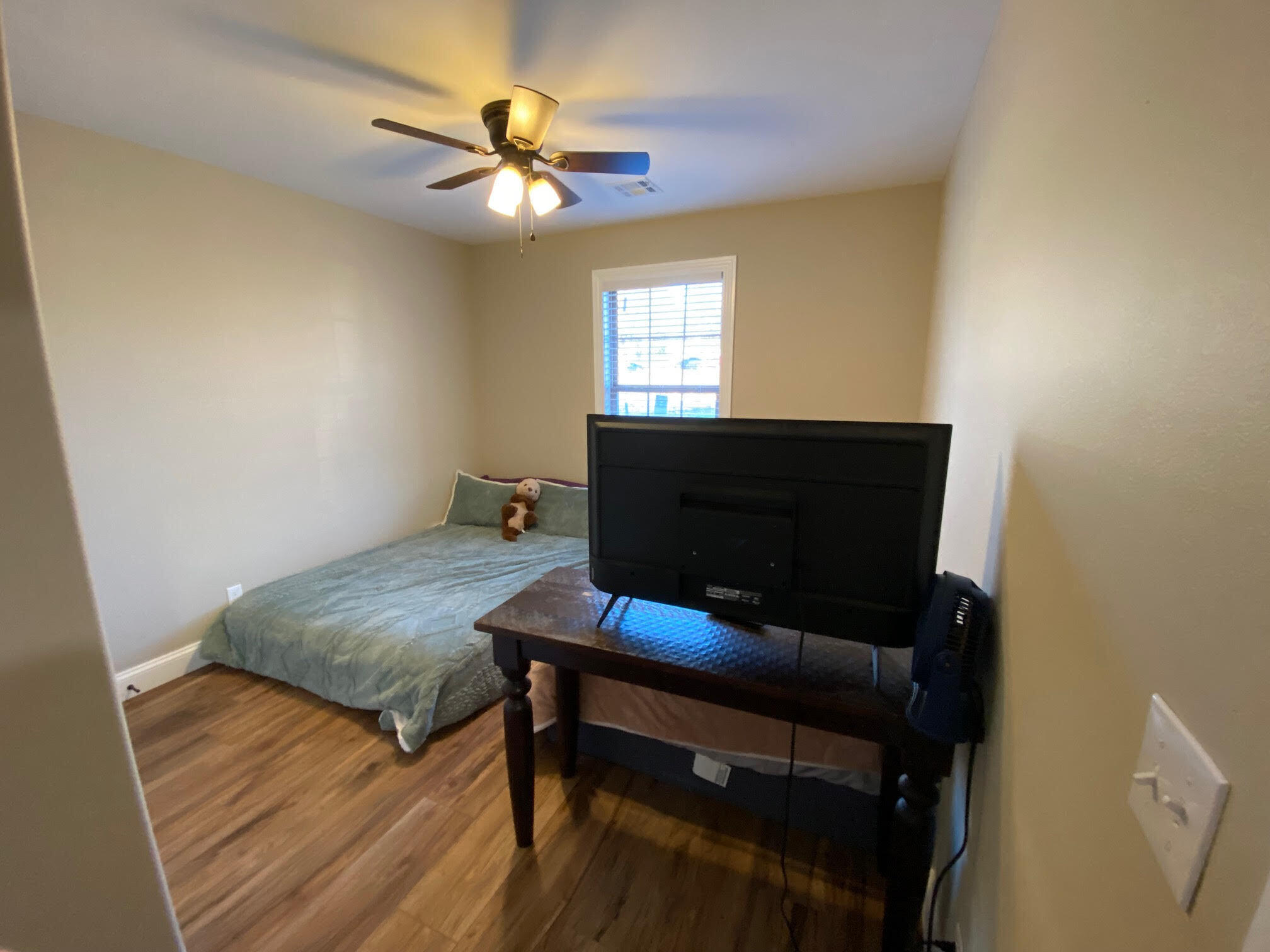 2520 South Schifferdecker Avenue Property Photo 10