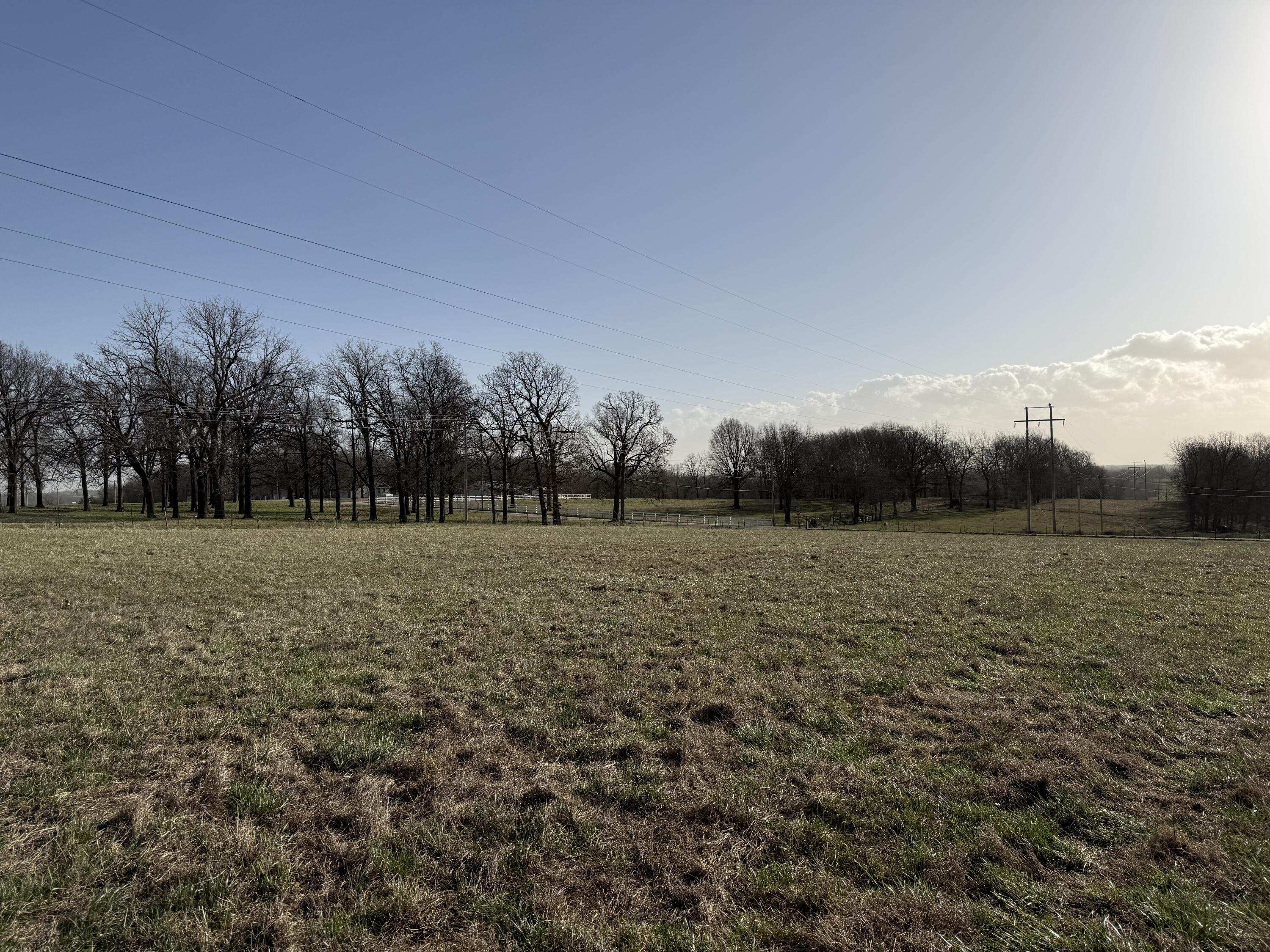 000 North Farm Road 53 Property Photo