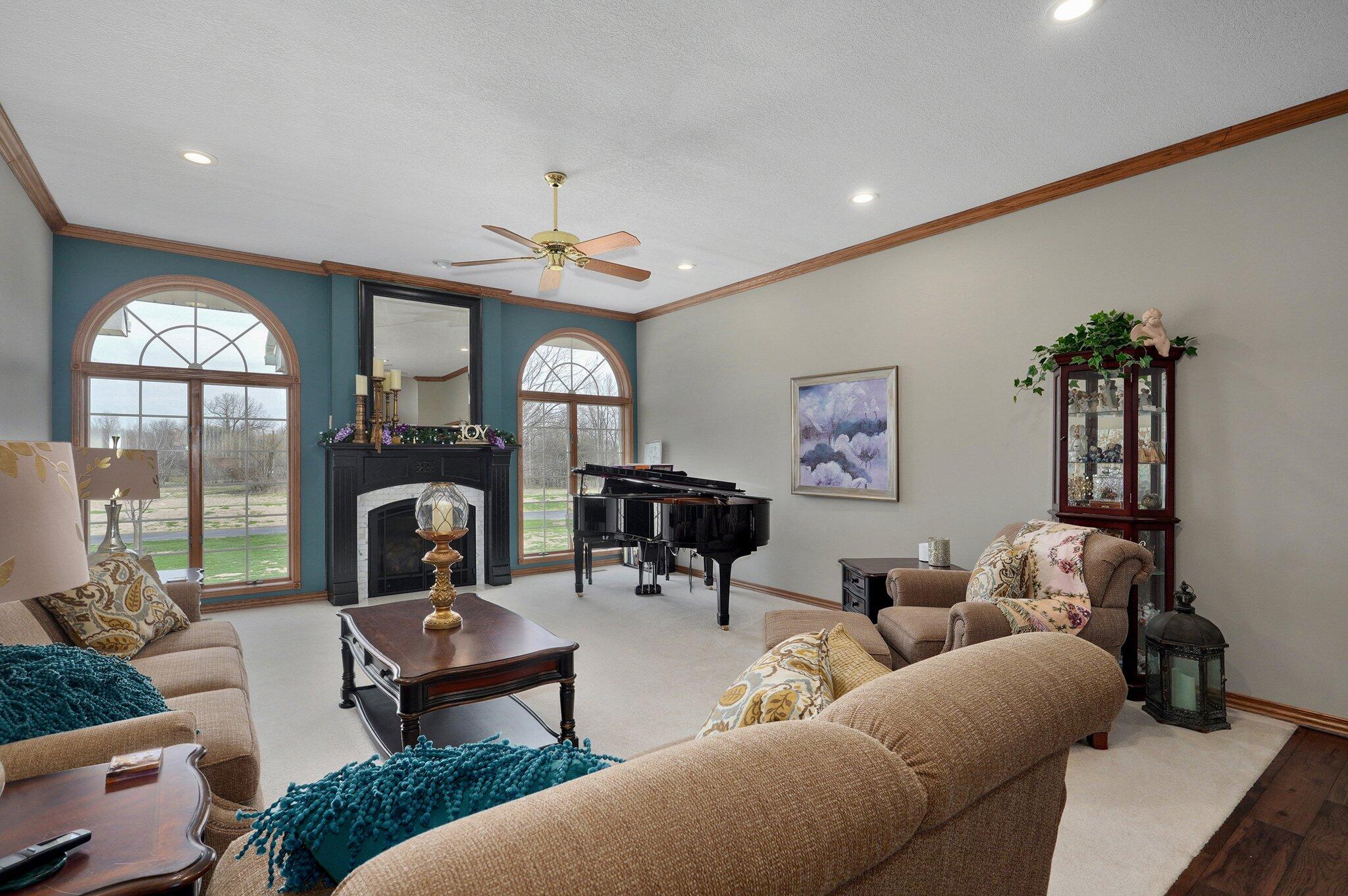 304 Reavley Drive Property Photo 11