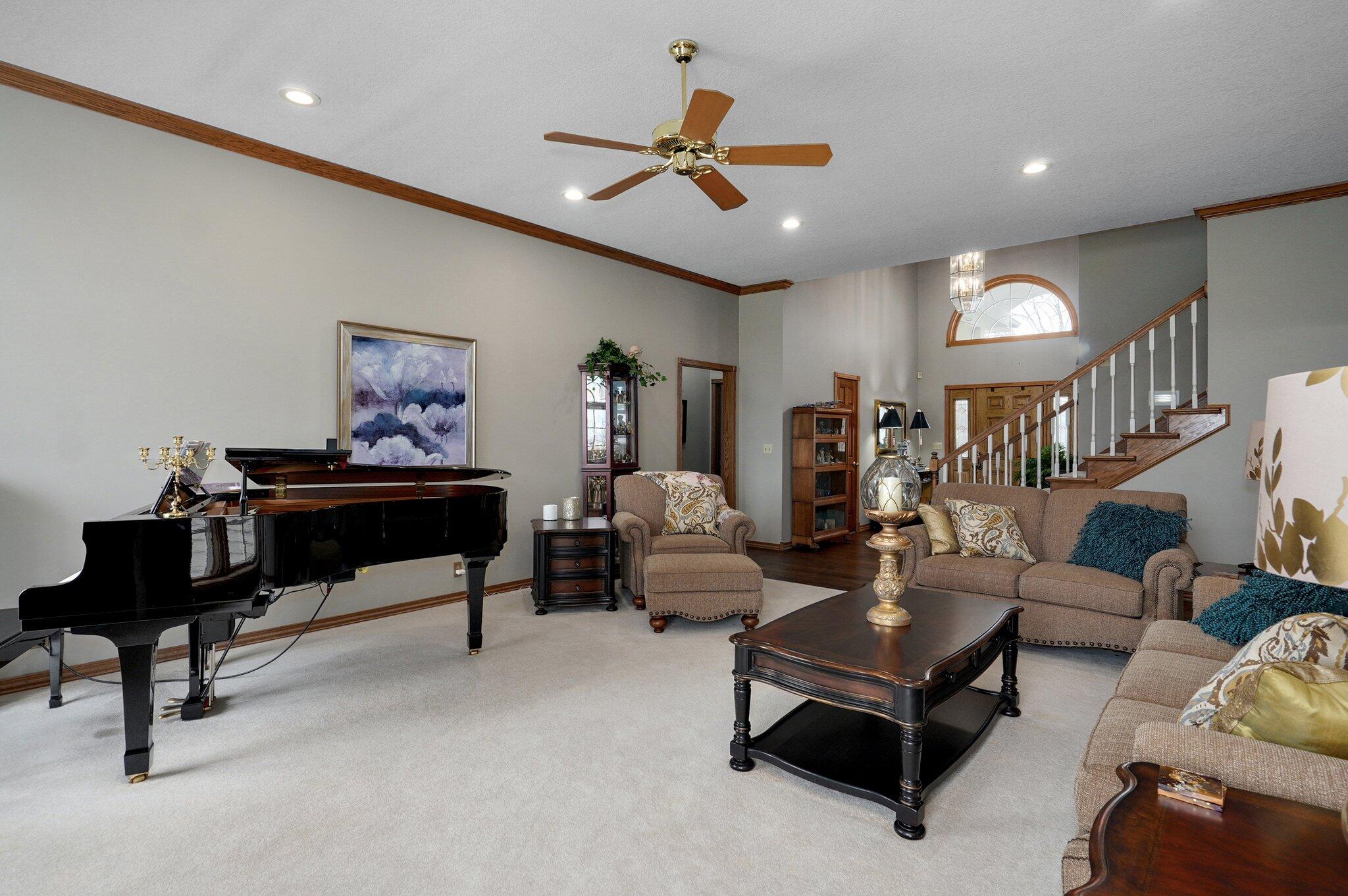 304 Reavley Drive Property Photo 13