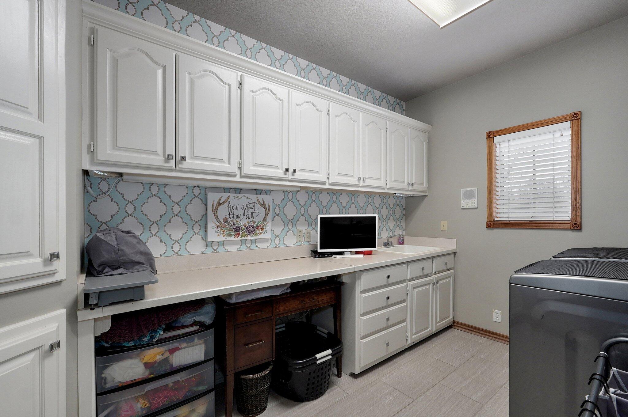 304 Reavley Drive Property Photo 26