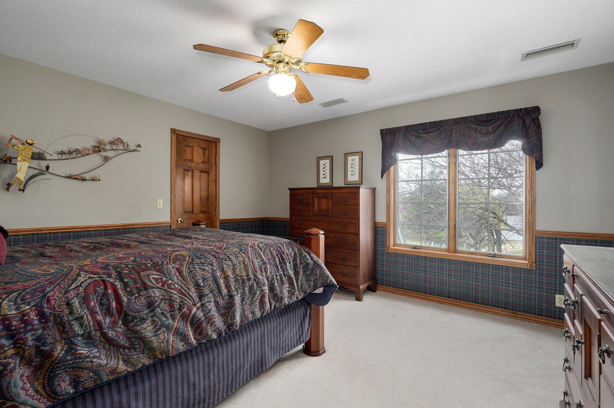 304 Reavley Drive Property Photo 40