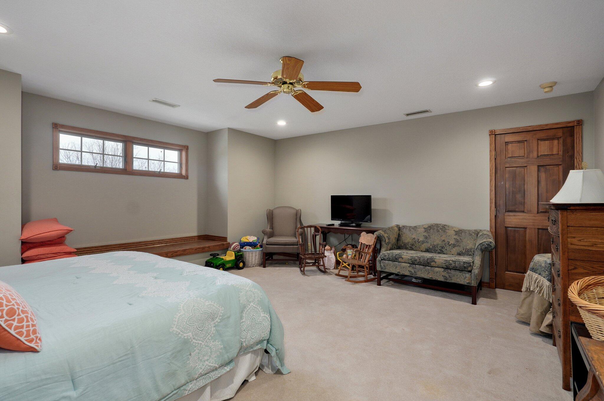 304 Reavley Drive Property Photo 44