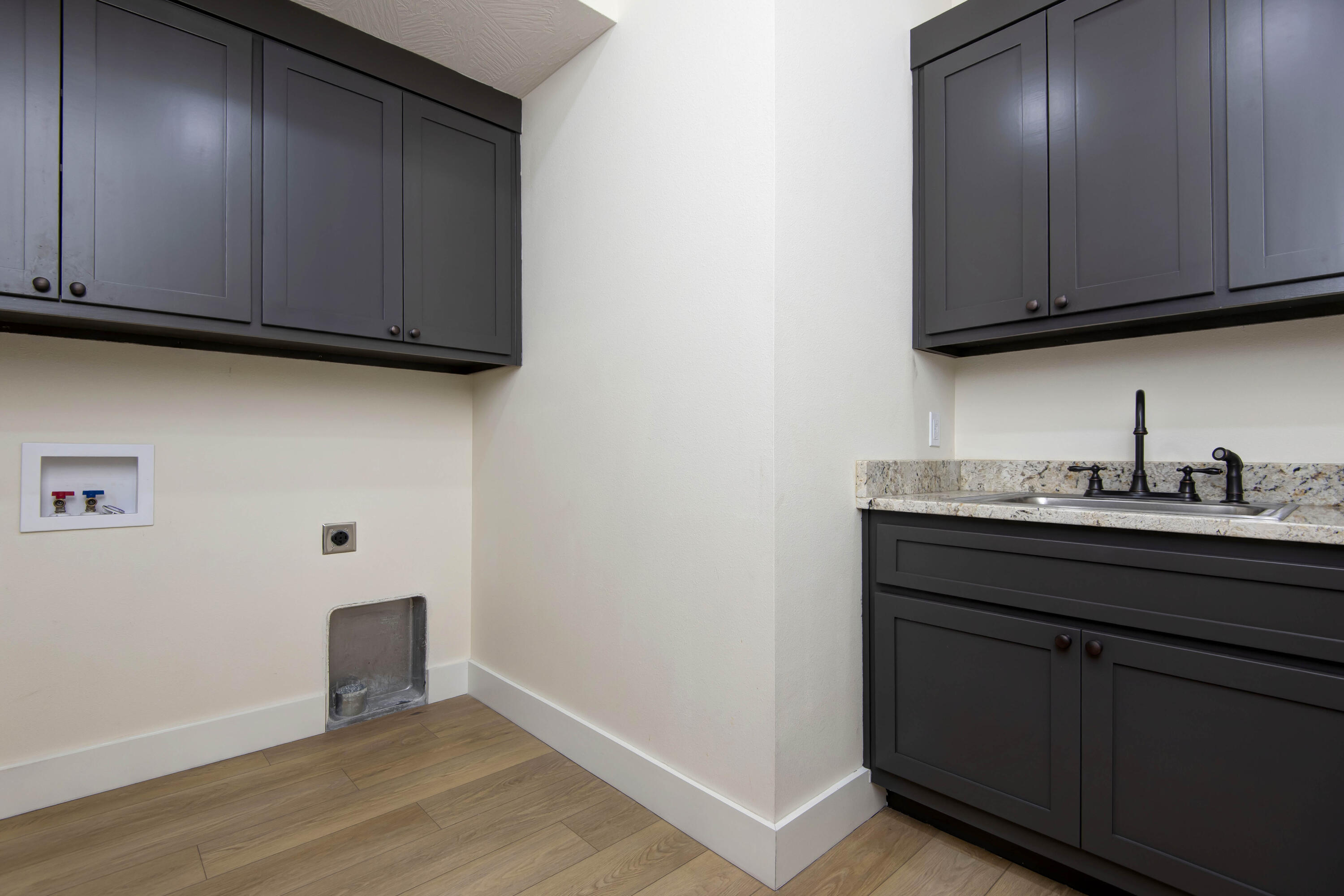 1049 East Siler Parkway Property Photo 15