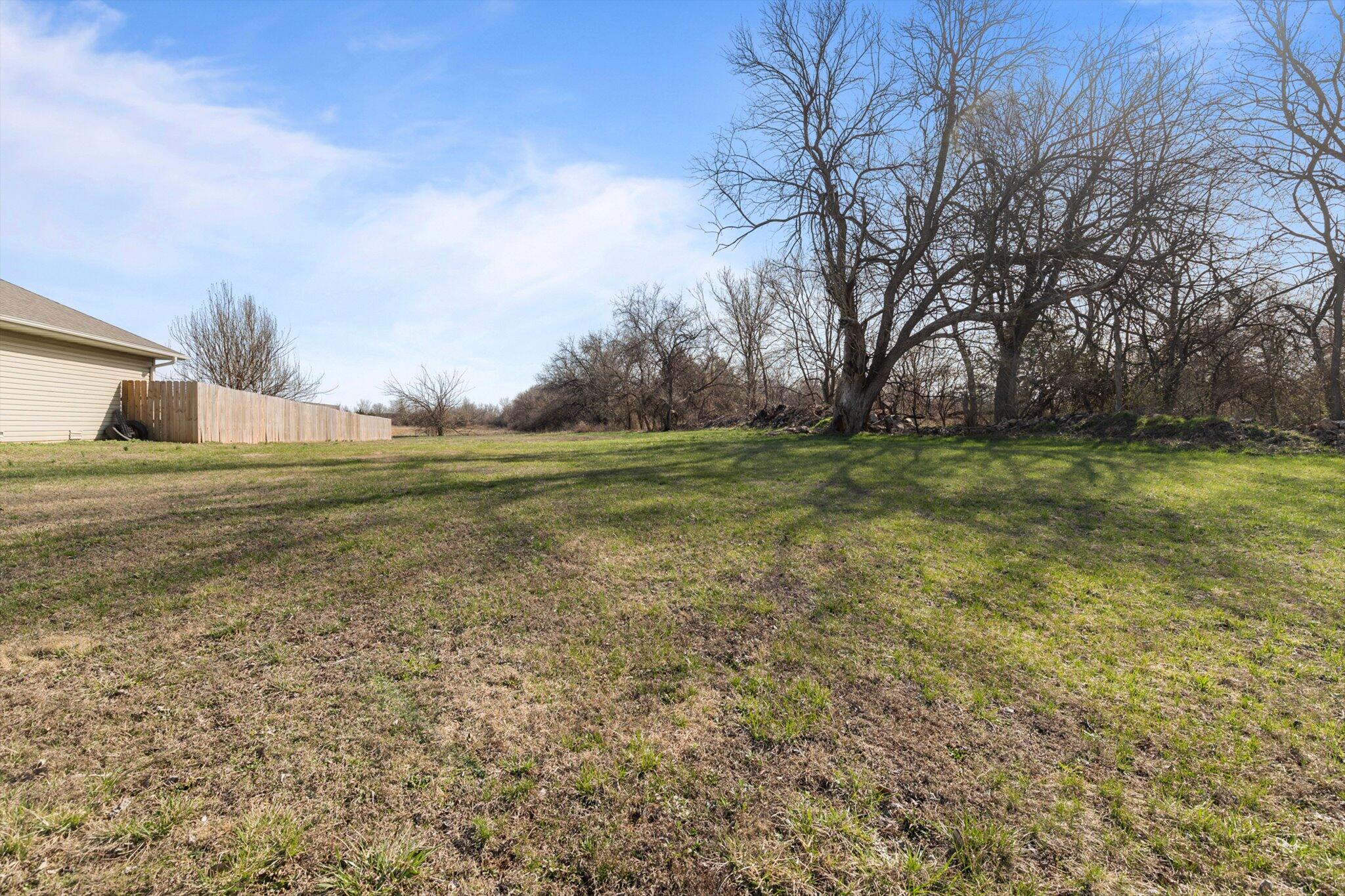 3468 West Hestand Street Property Photo 2