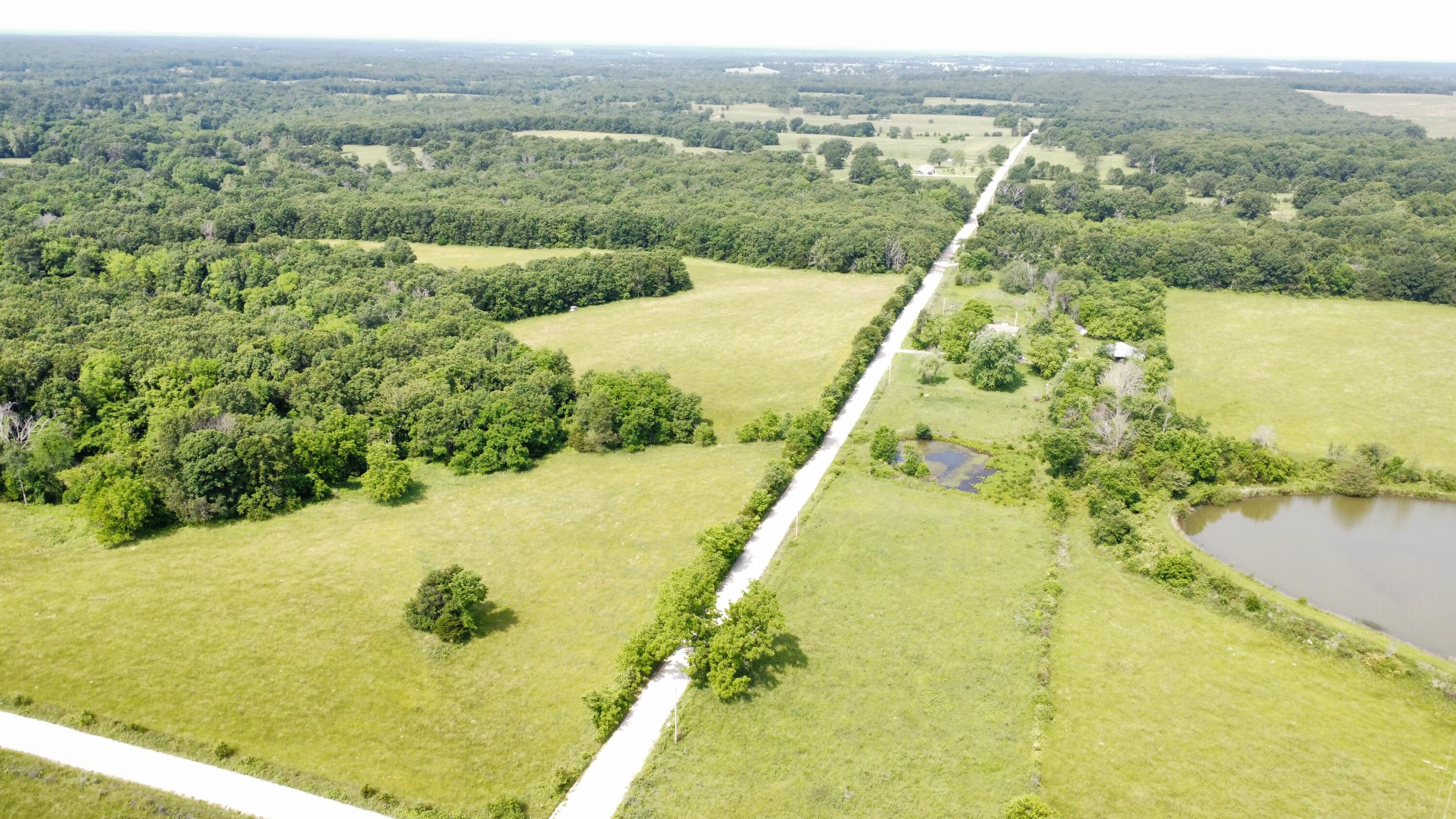 000 Doe Run Rd Property Photo 3