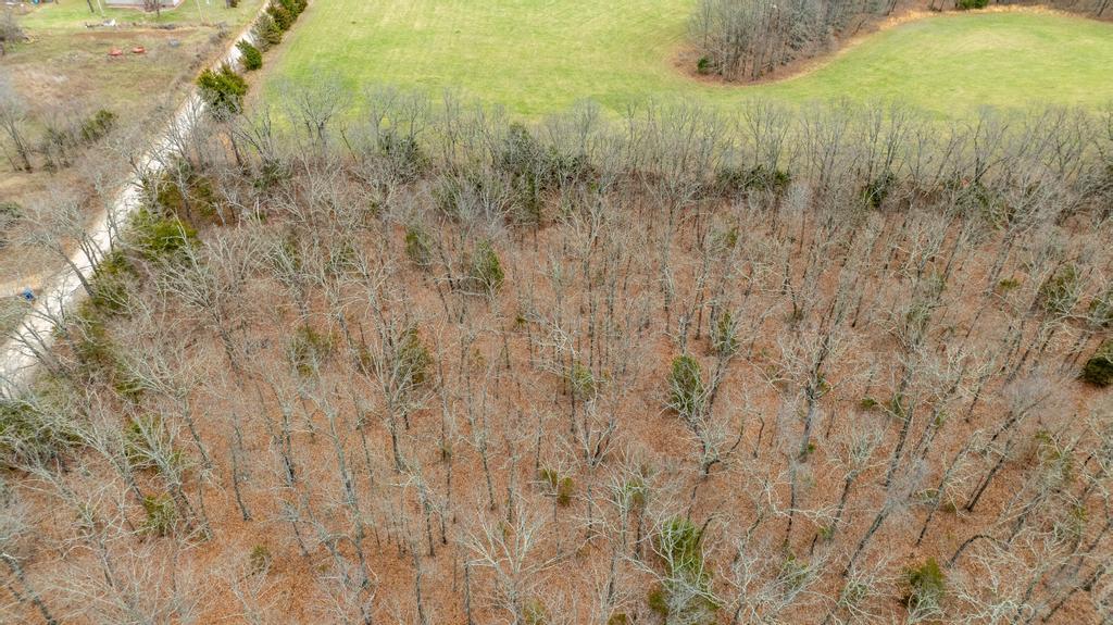 000 Doe Run Rd Property Photo 13