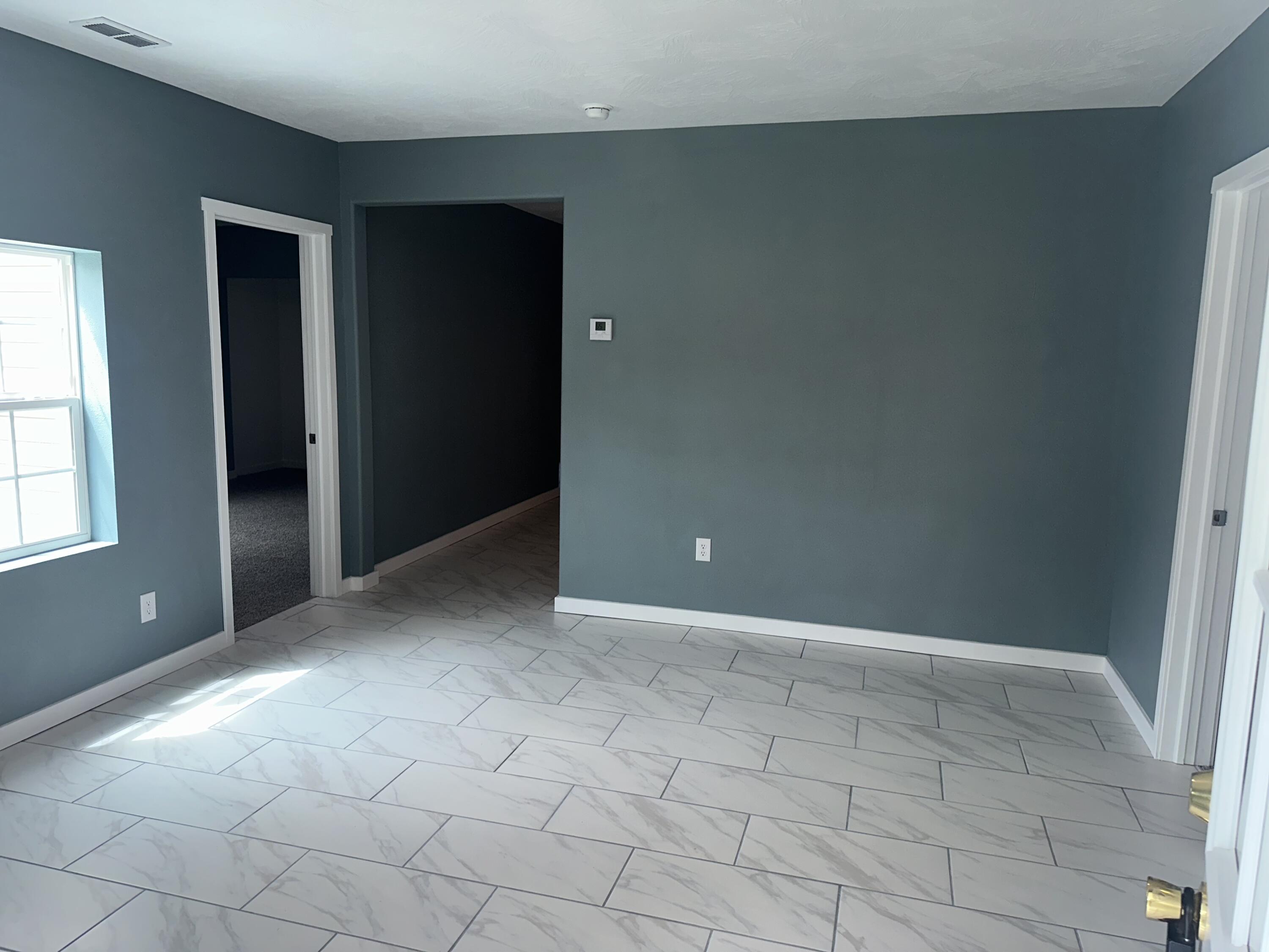 404 6th Street Property Photo 4
