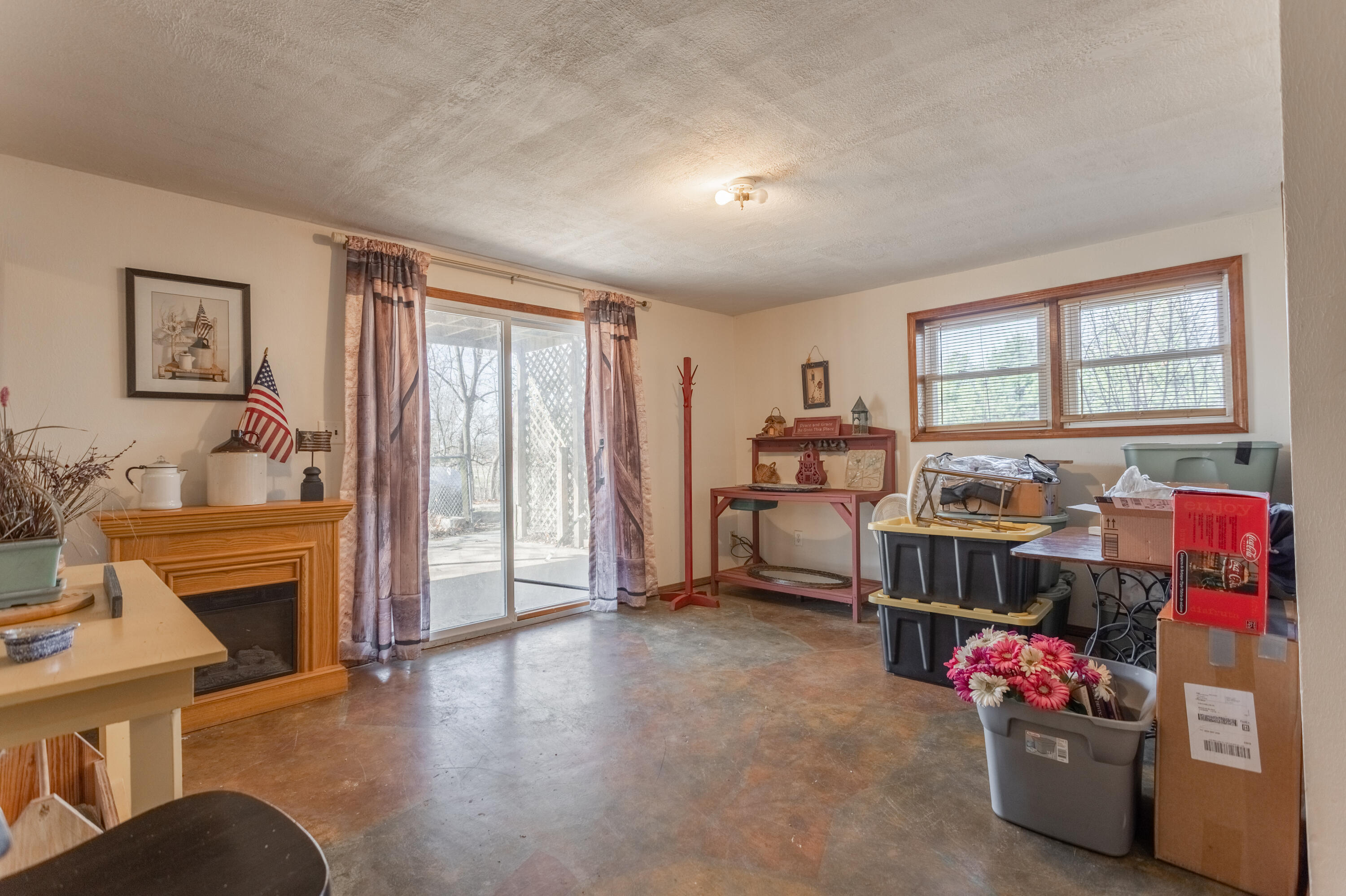 2146 North Haseltine Road Property Photo 29