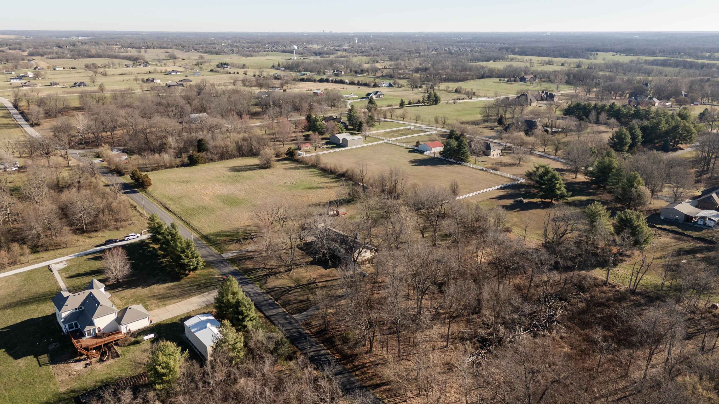2146 North Haseltine Road Property Photo 43
