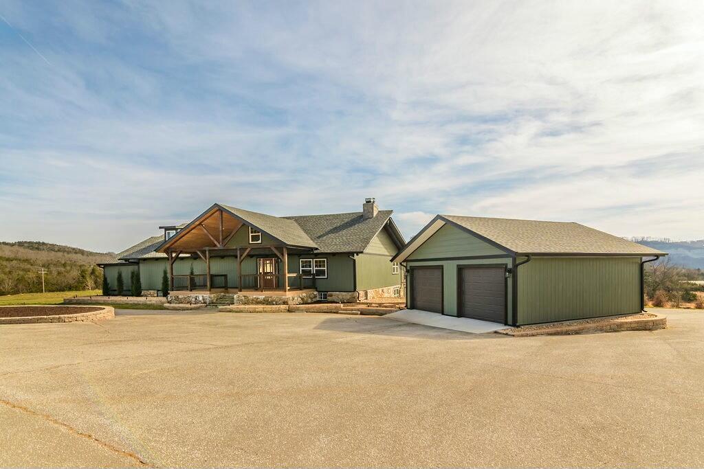 50 Clubhouse Lane Property Photo