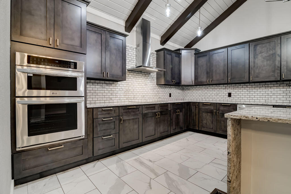 50 Clubhouse Lane Property Photo 17