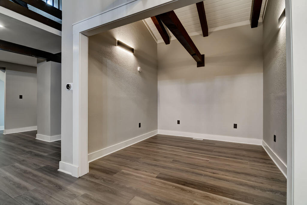 50 Clubhouse Lane Property Photo 19