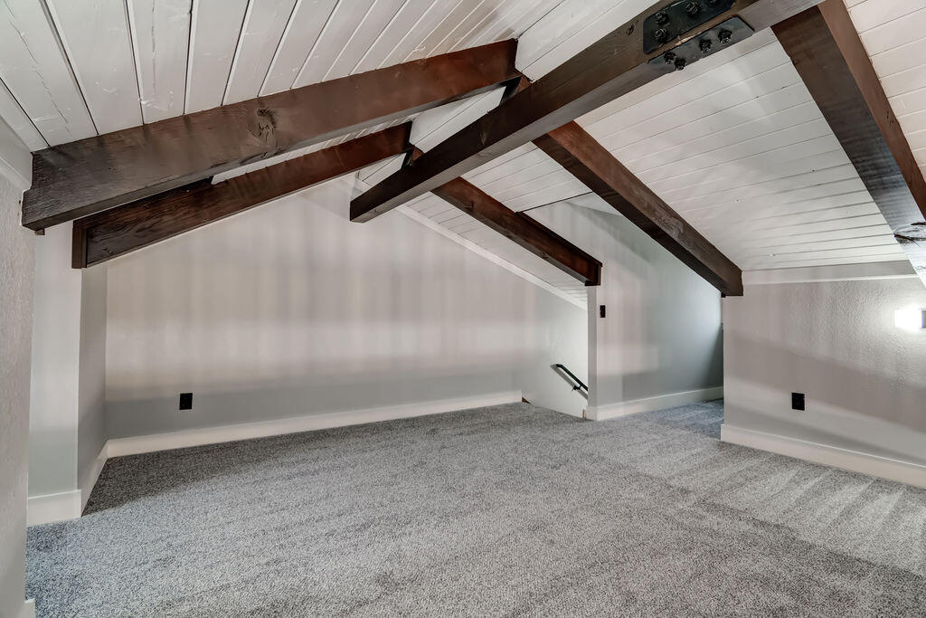 50 Clubhouse Lane Property Photo 30