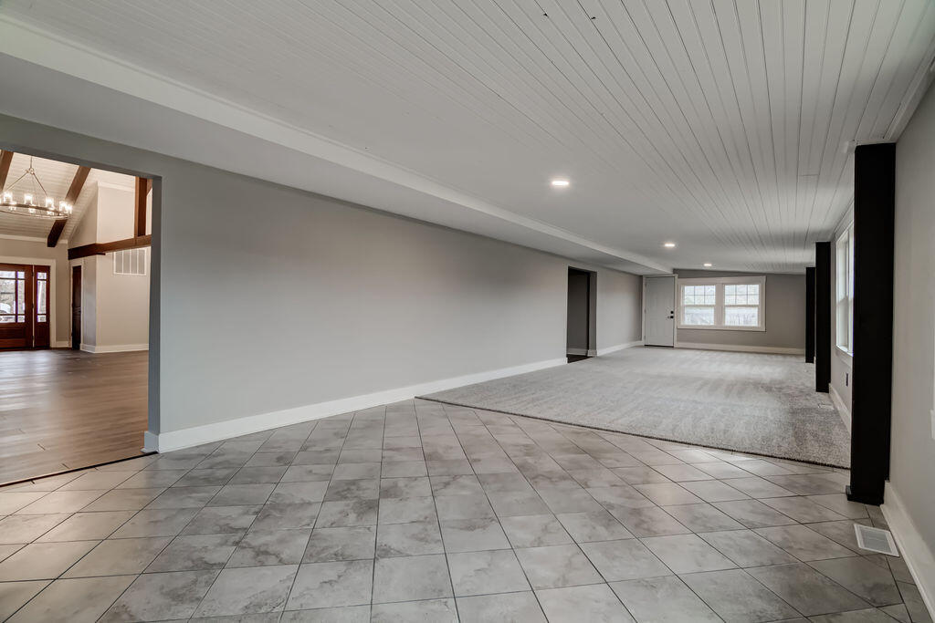50 Clubhouse Lane Property Photo 32