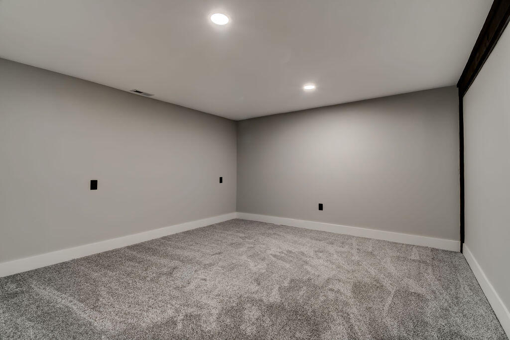 50 Clubhouse Lane Property Photo 44