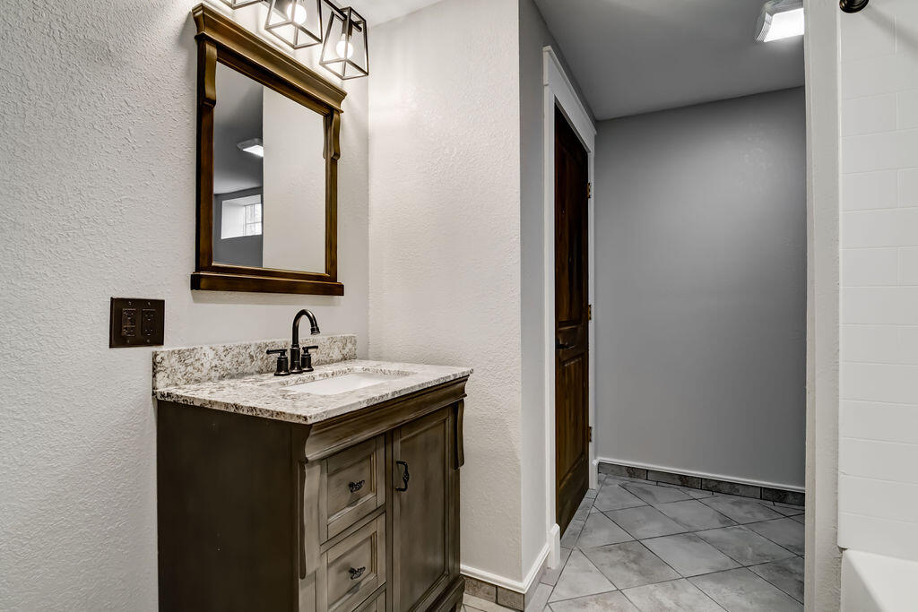 50 Clubhouse Lane Property Photo 45