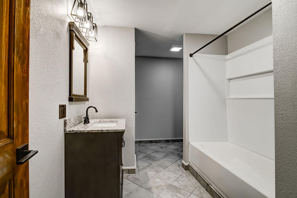 50 Clubhouse Lane Property Photo 46