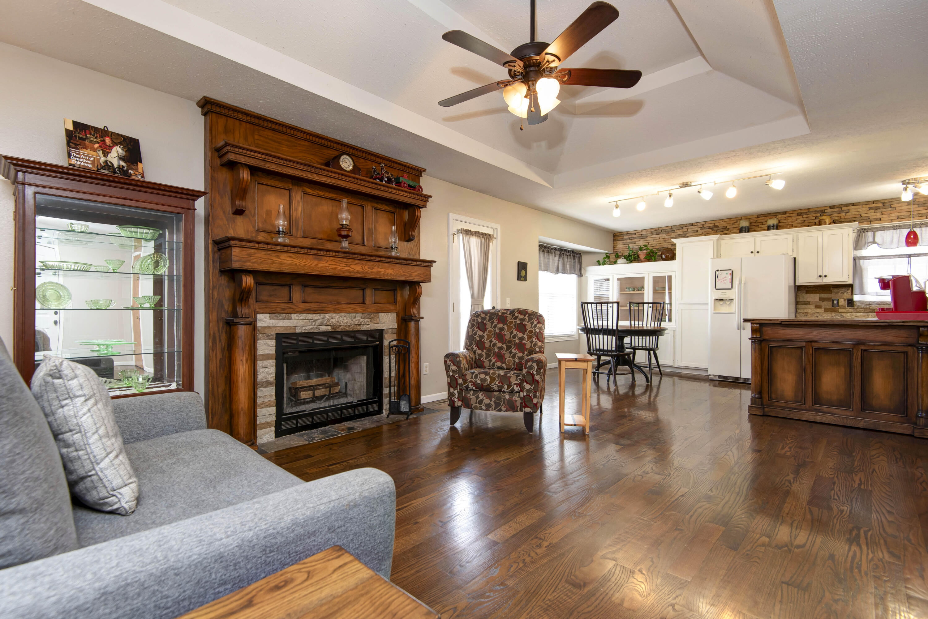 831 South Pershing Street Property Photo 6