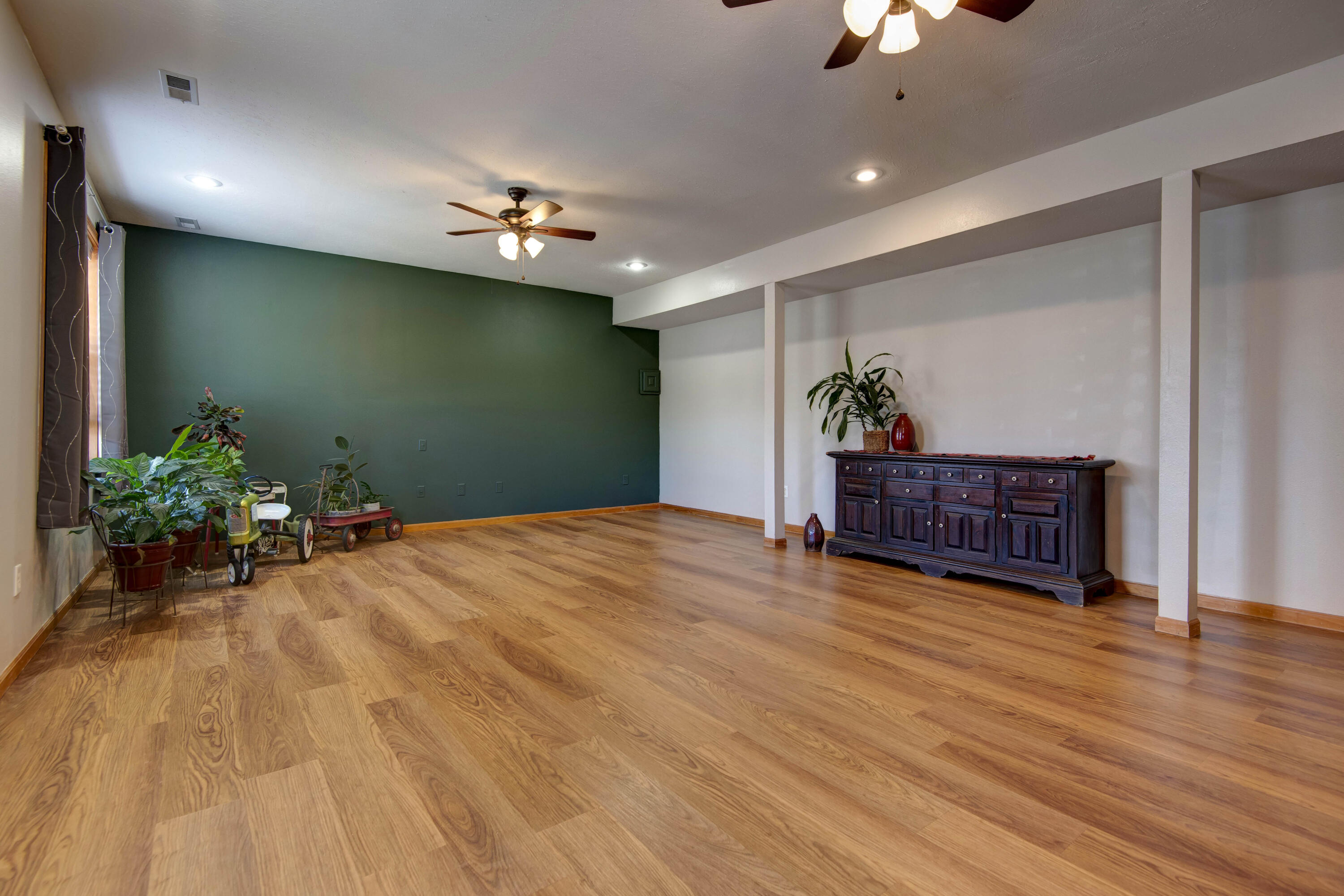 831 South Pershing Street Property Photo 19