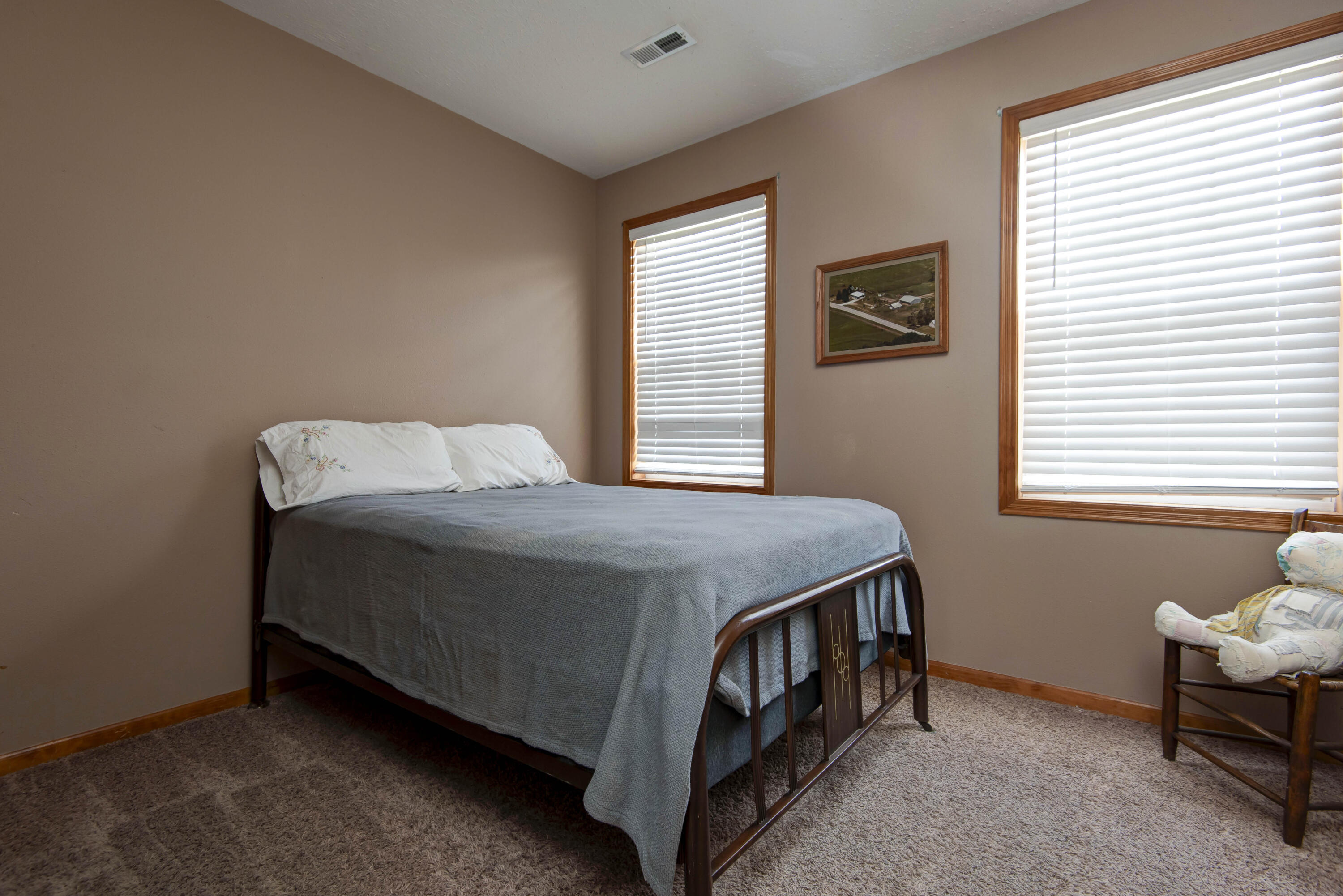 831 South Pershing Street Property Photo 23