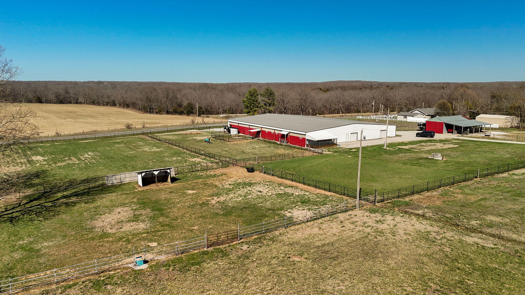 6082 East State Highway C Property Photo