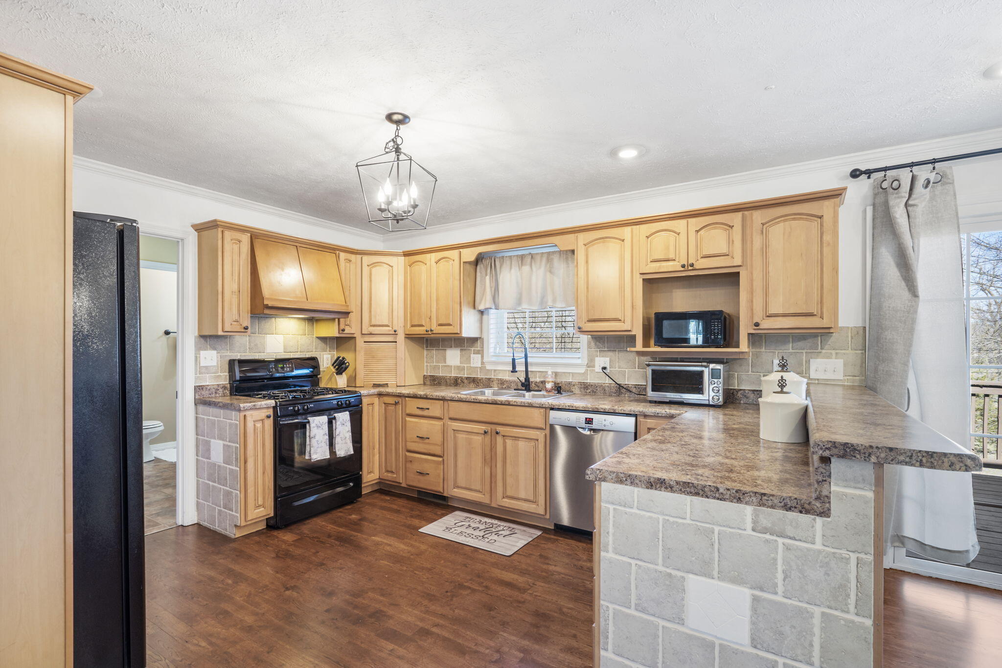 2448 North Odean Property Photo 9