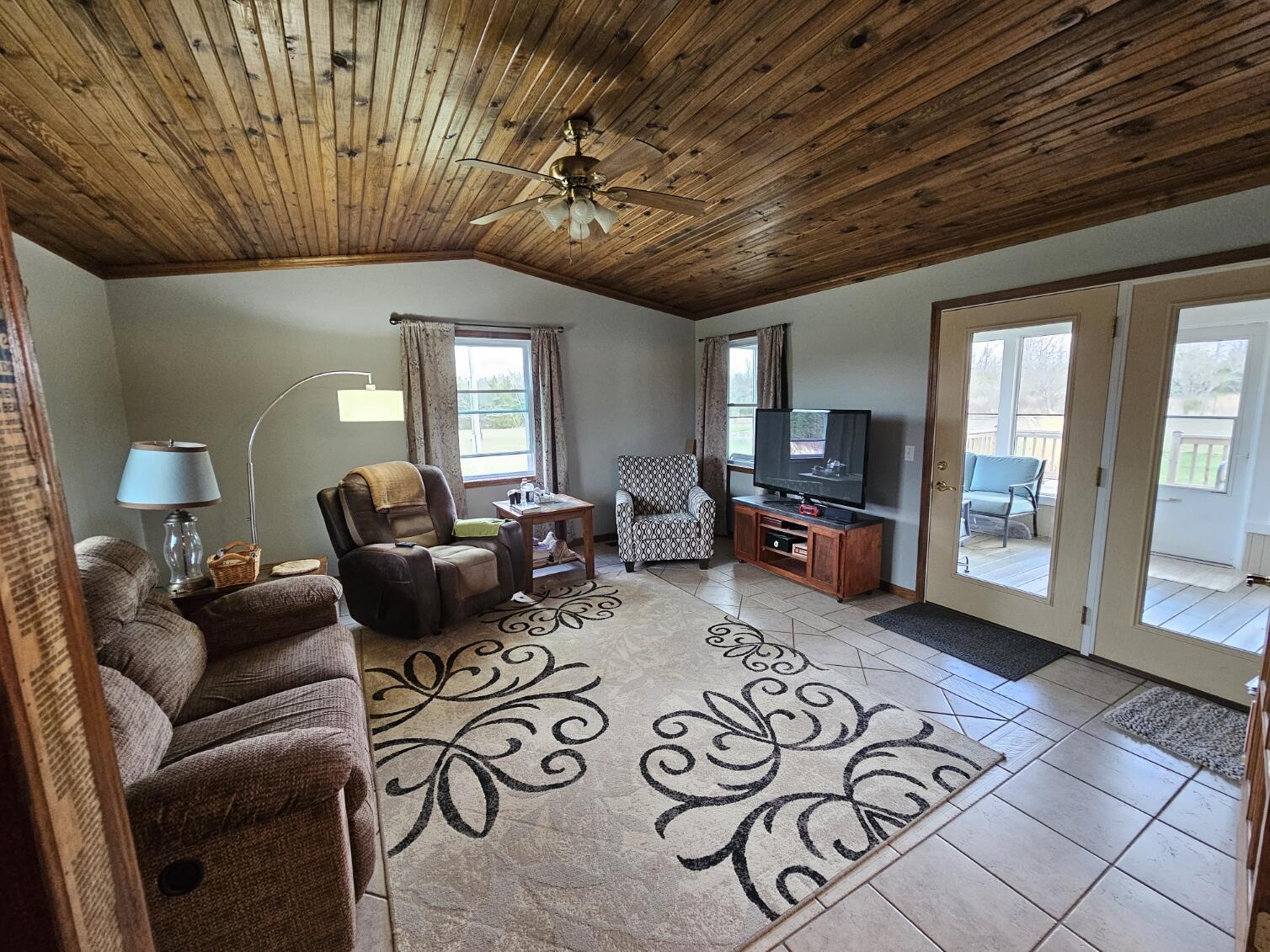 17731 West Highway 32 Property Photo 16