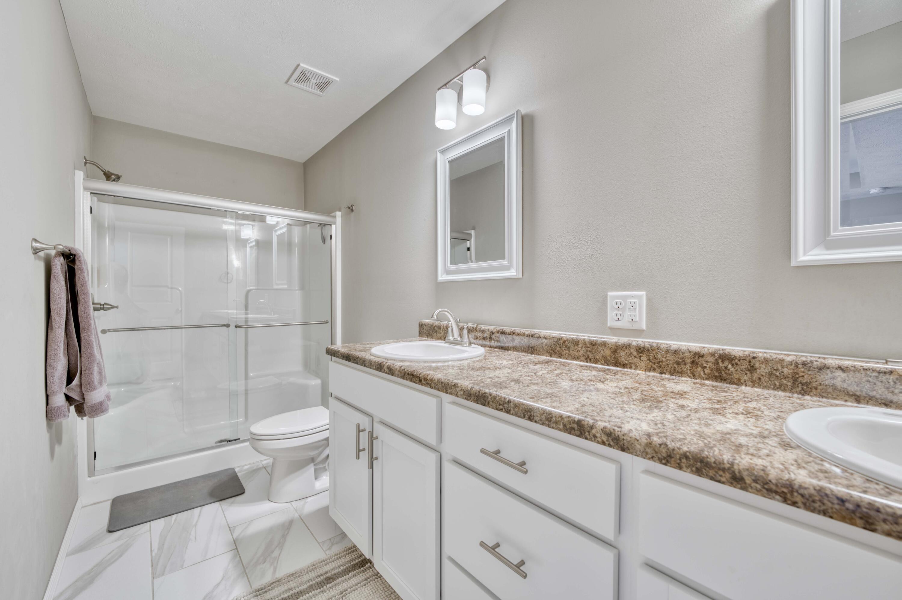 1481 Habersham Street Property Photo 20