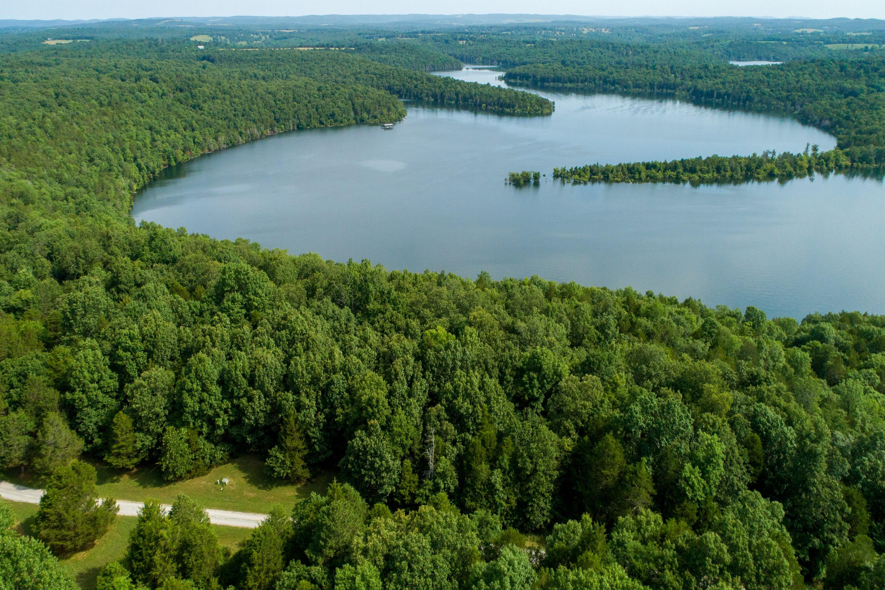 000 Blue Lake Drive Property Photo 10