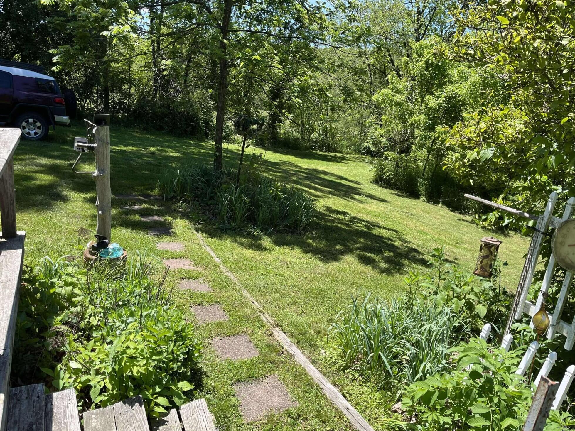 21999 Parrot Road Property Photo 9