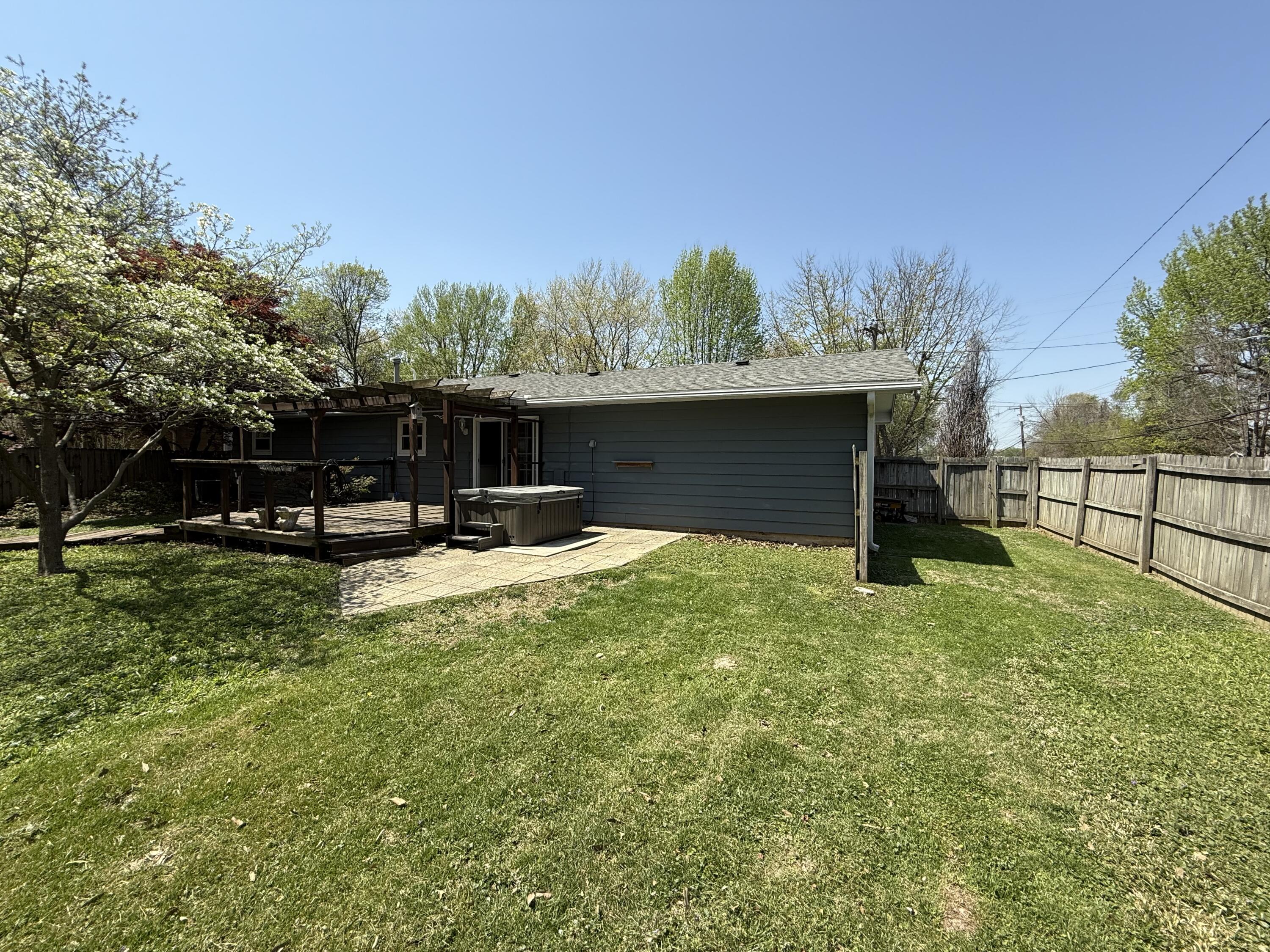 1208 South Cedarbrook Avenue Property Photo 4