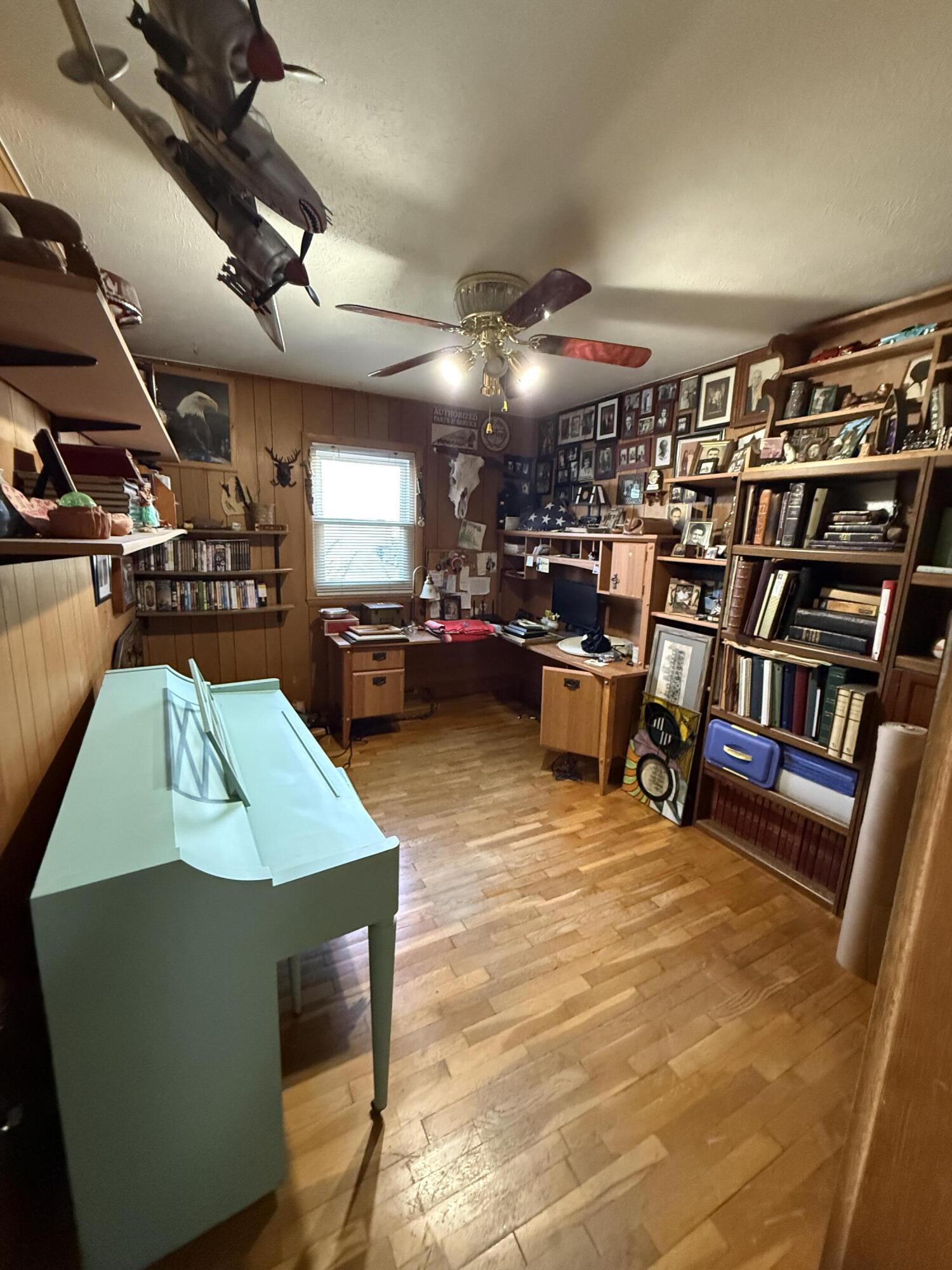 1208 South Cedarbrook Avenue Property Photo 13