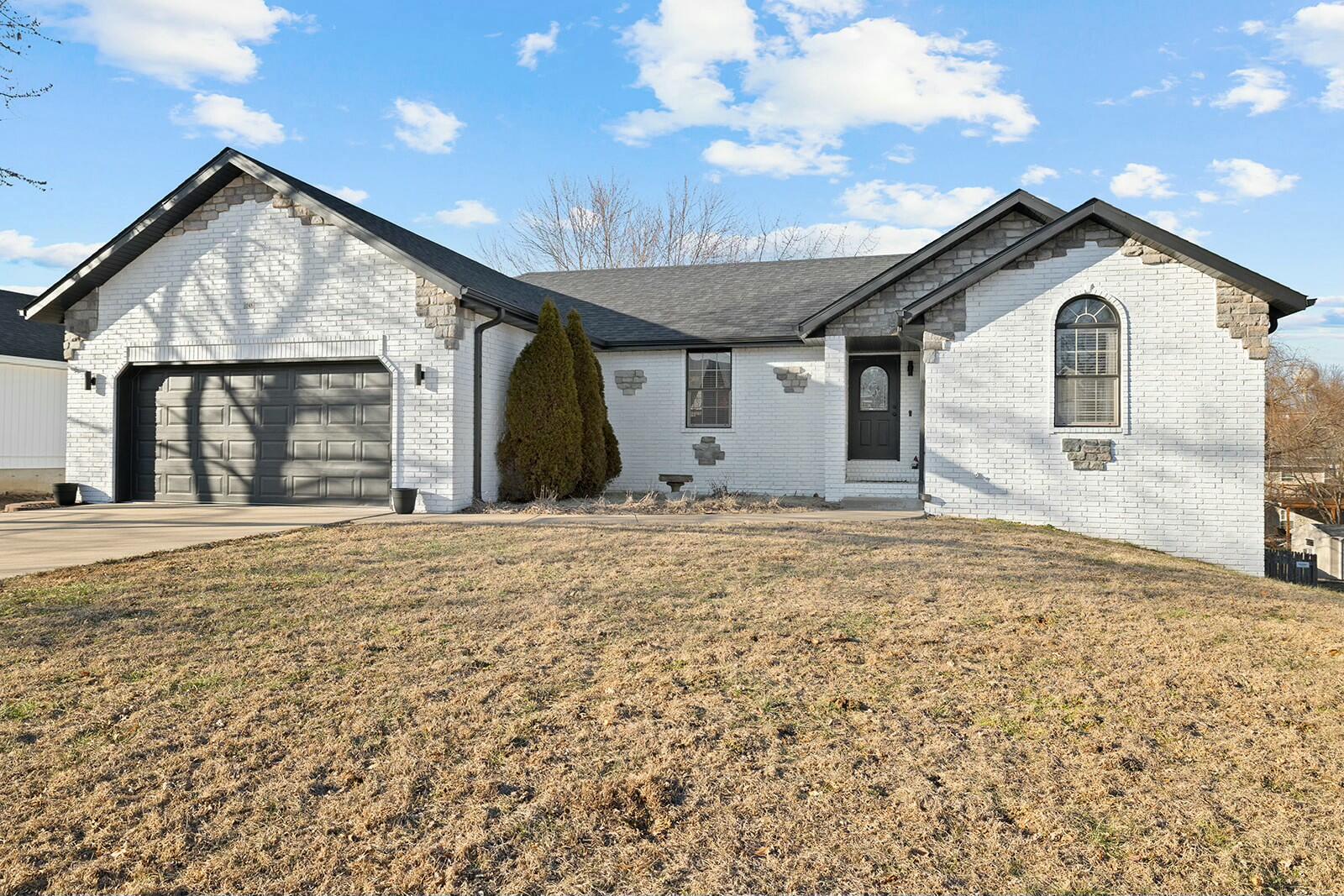 743 East Gallup Hill Road Property Photo
