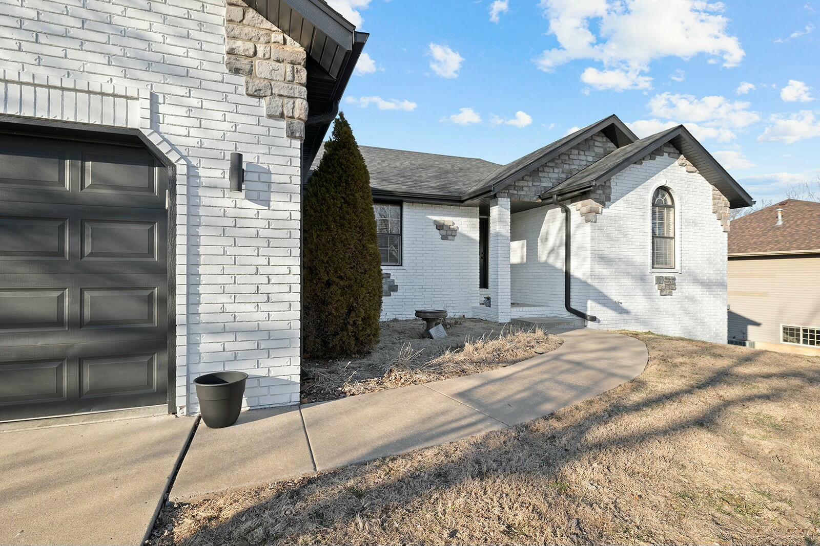 743 East Gallup Hill Road Property Photo 2