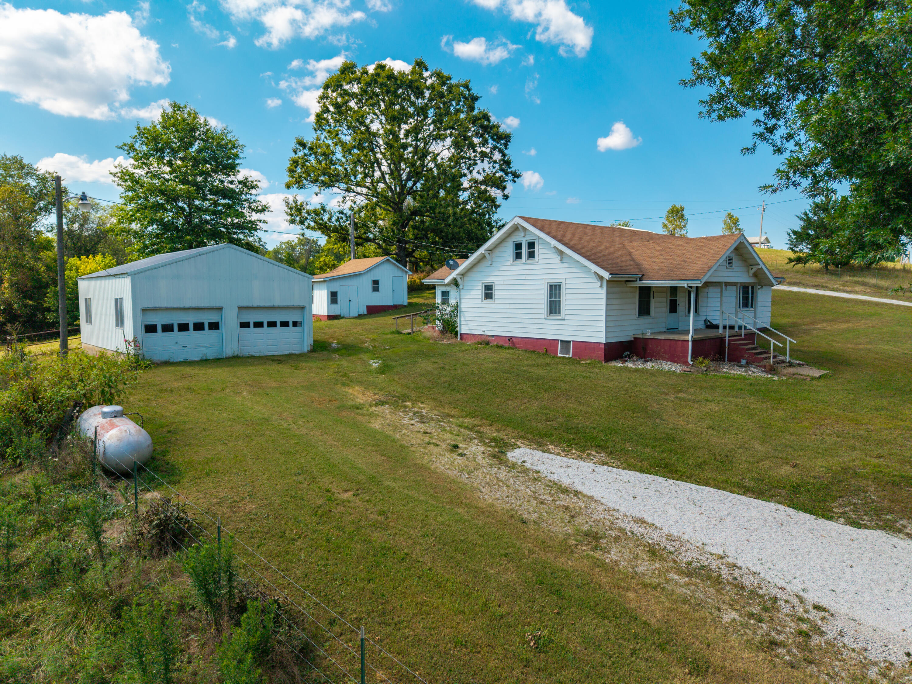 6413 Co Rd 5-403 Property Photo 1