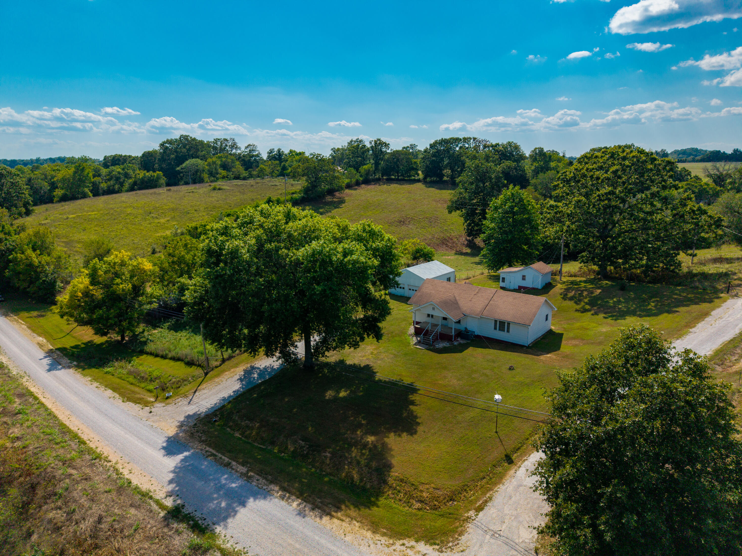 6413 Co Rd 5-403 Property Photo 9
