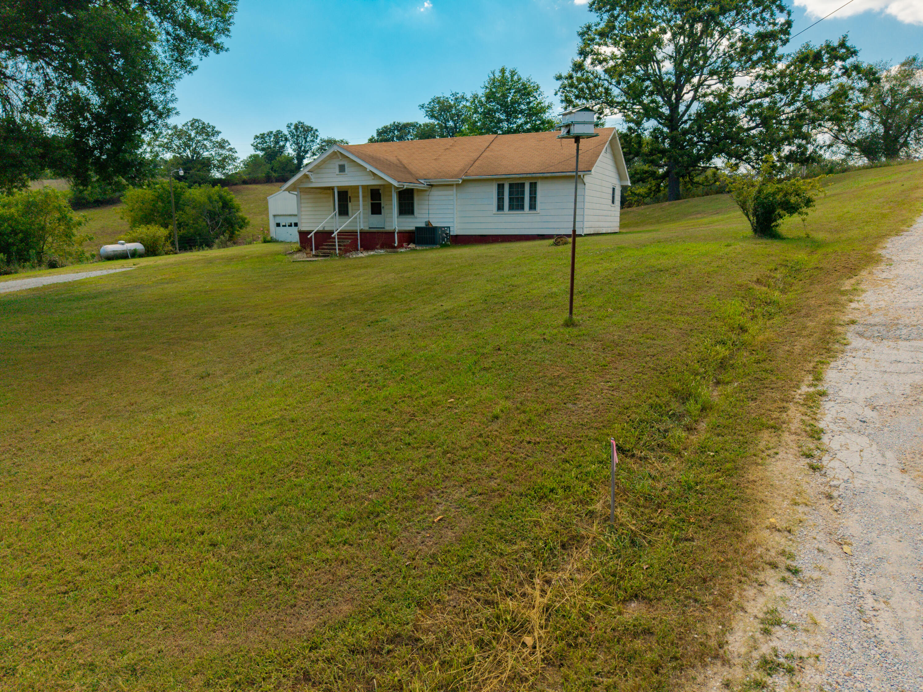 6413 Co Rd 5-403 Property Photo 12