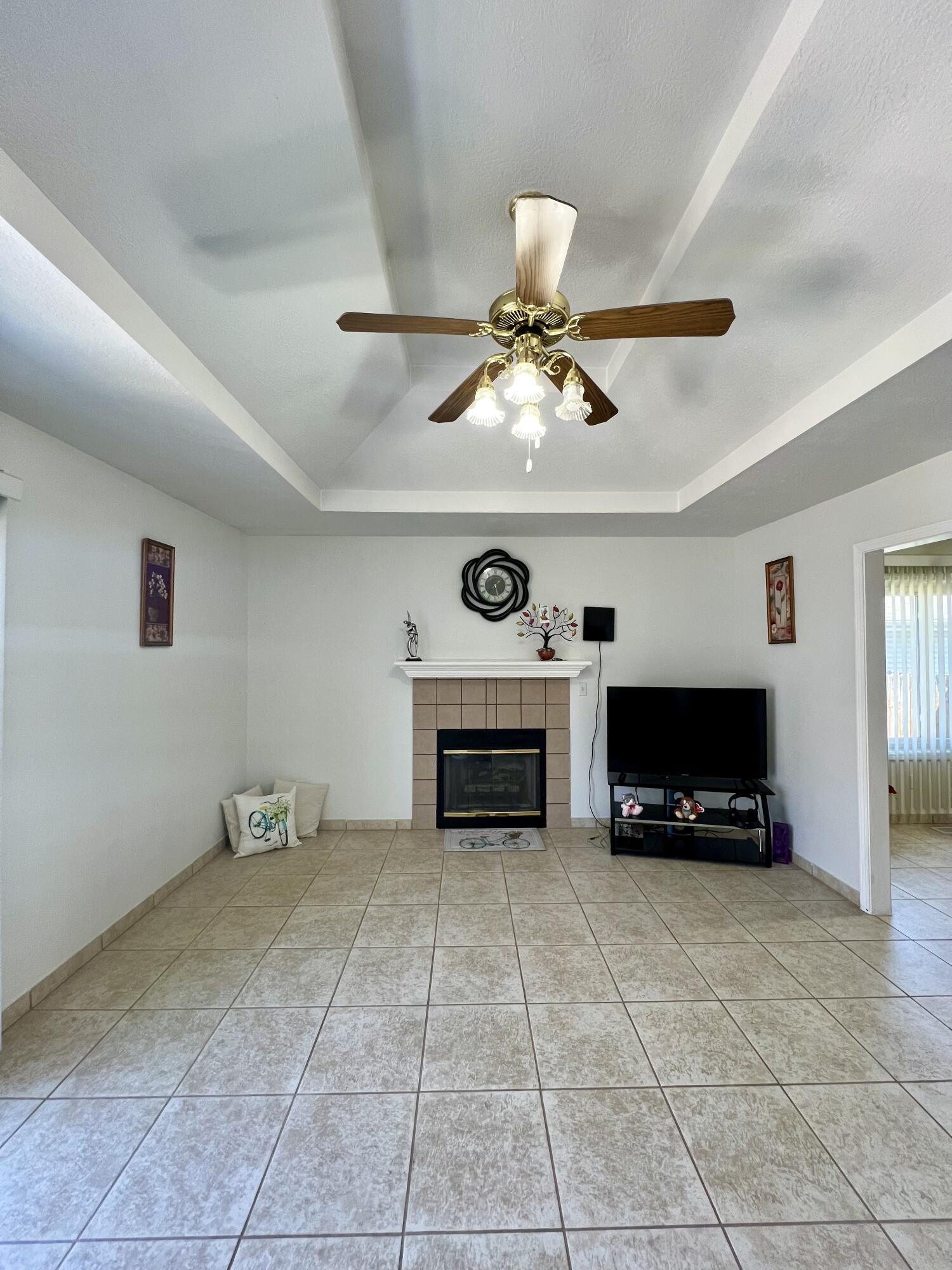 855 Birch Street Property Photo 5