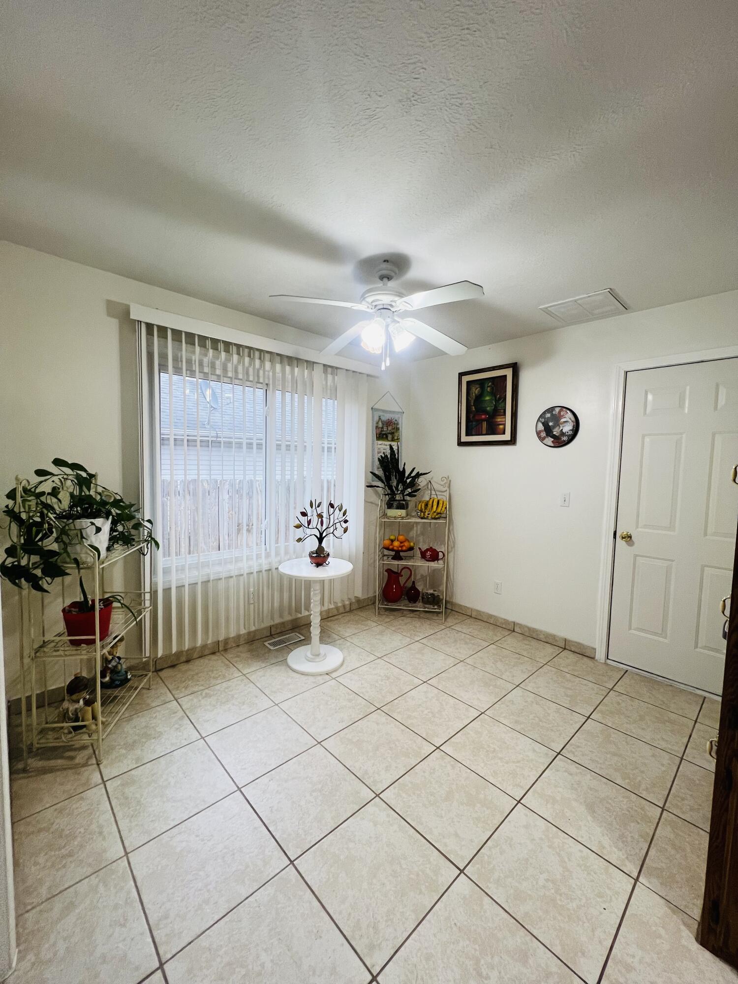 855 Birch Street Property Photo 7