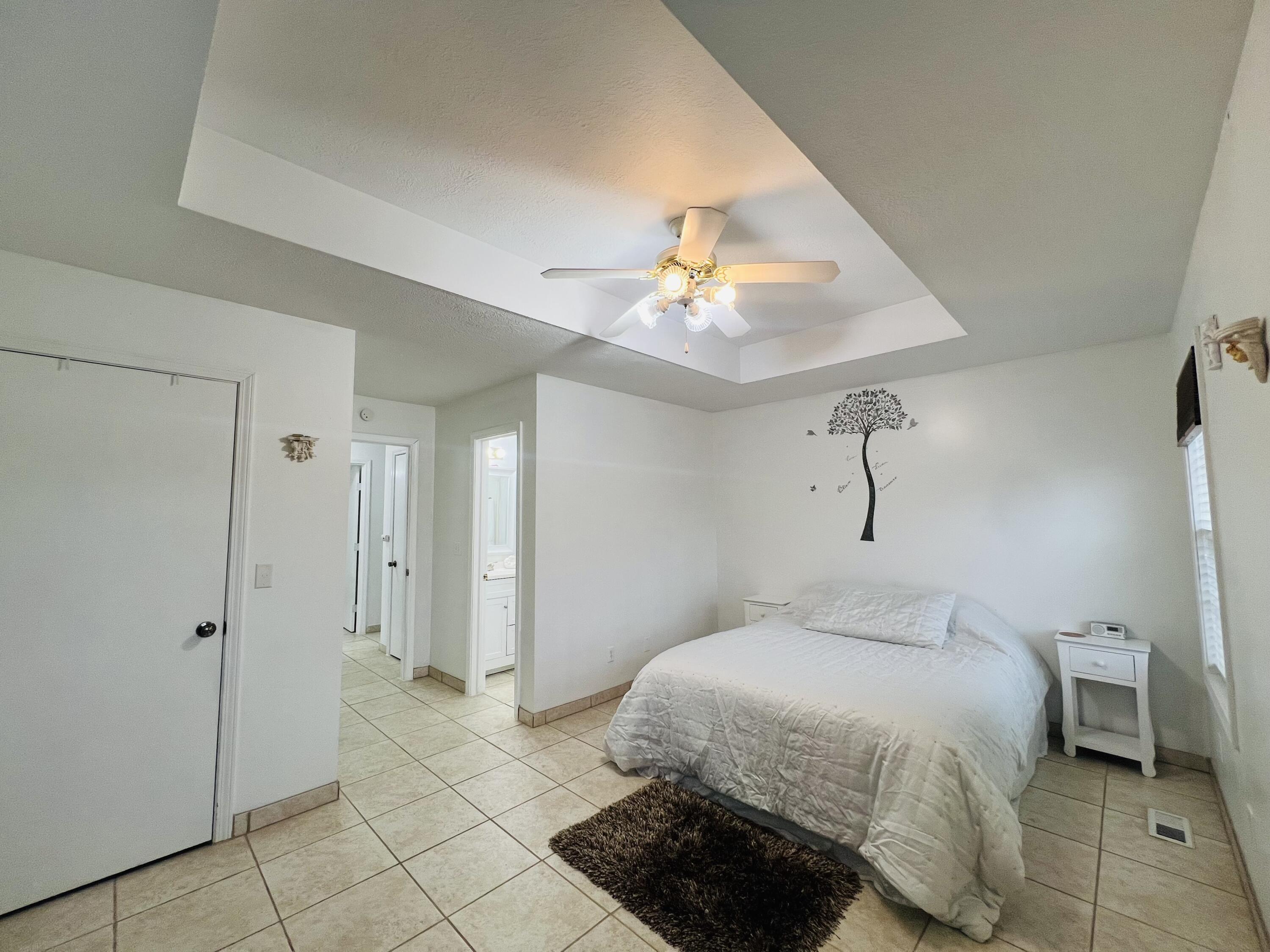 855 Birch Street Property Photo 19