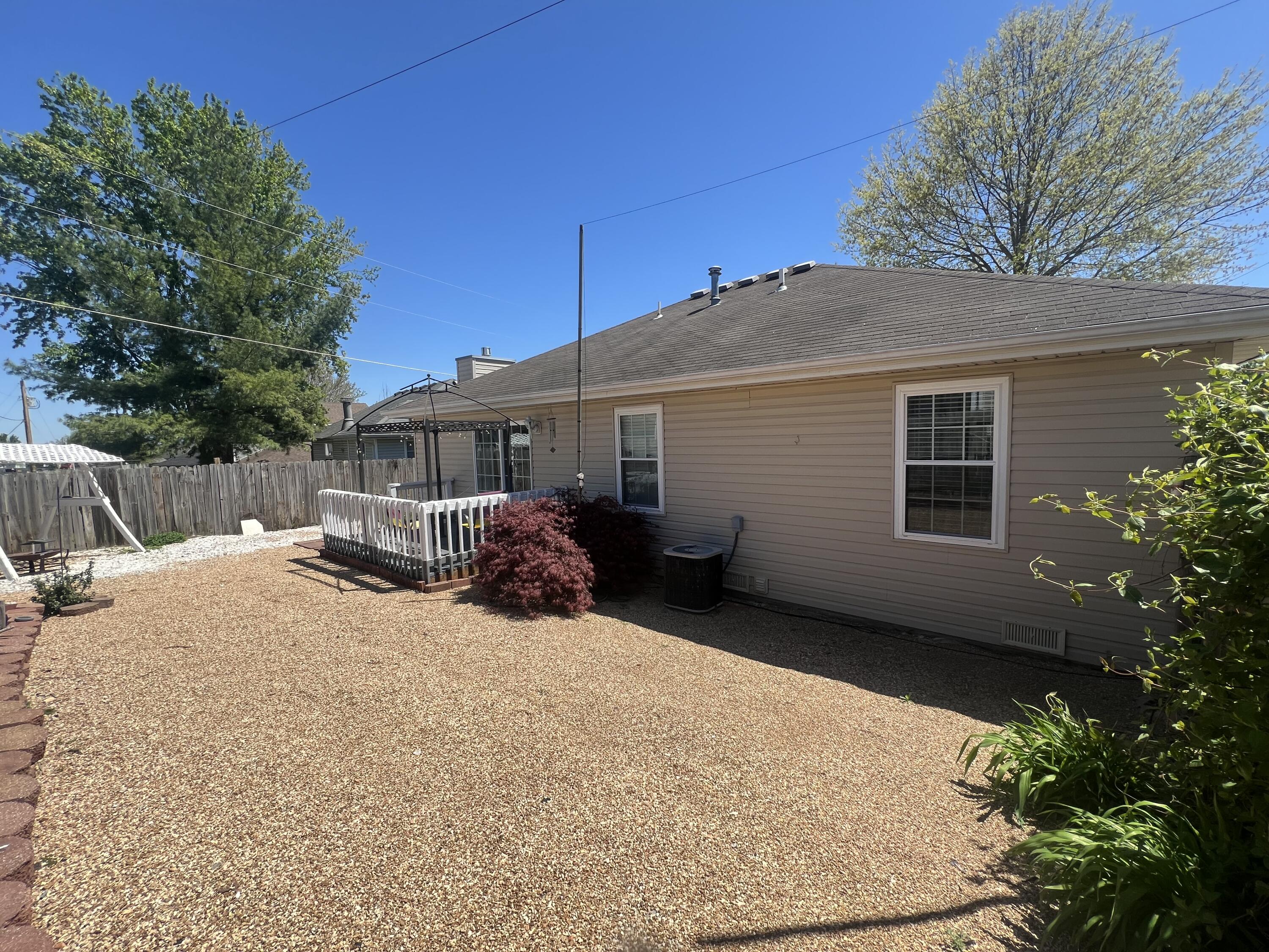 855 Birch Street Property Photo 24