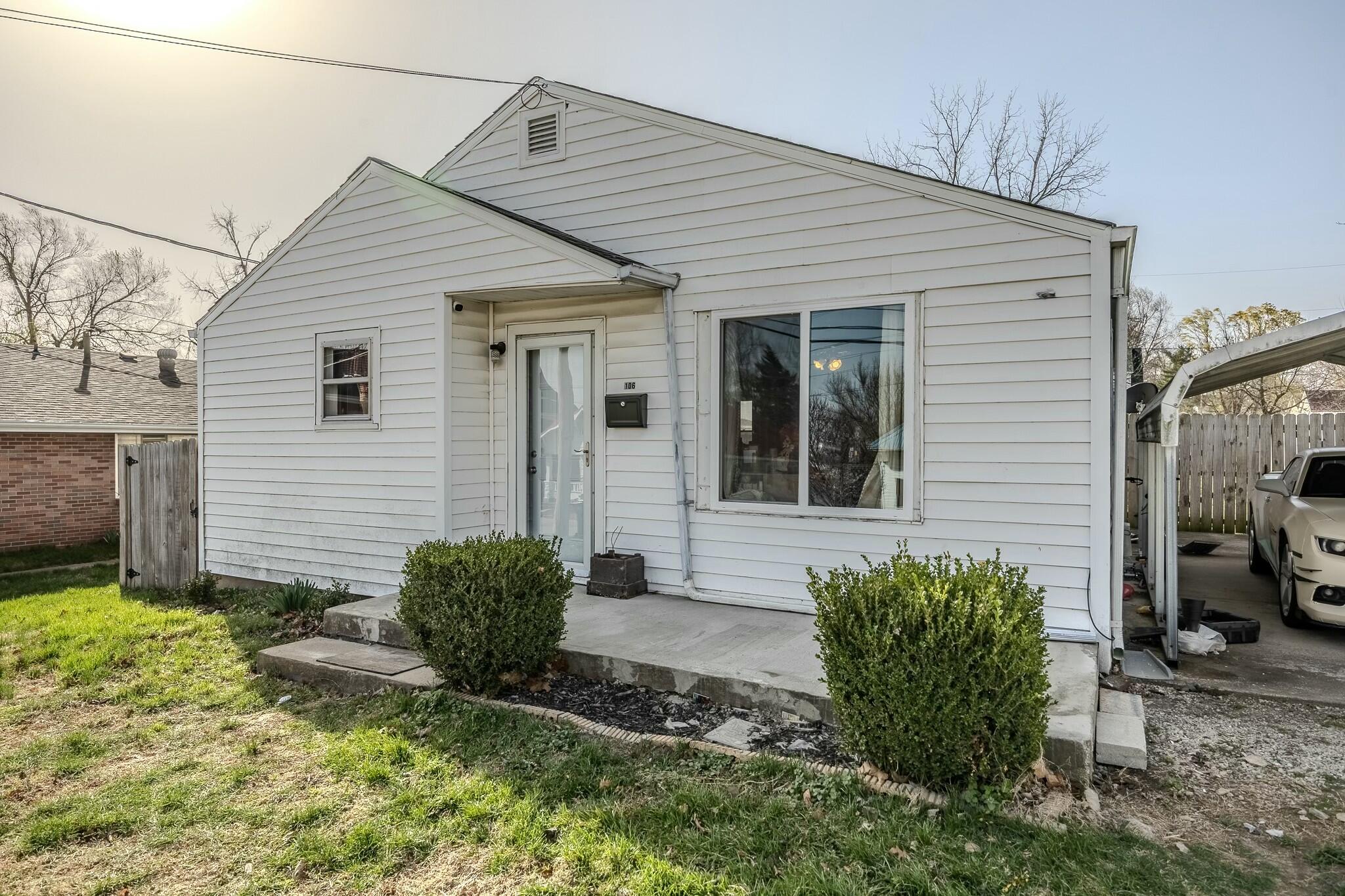 106 West Cherry Street Property Photo