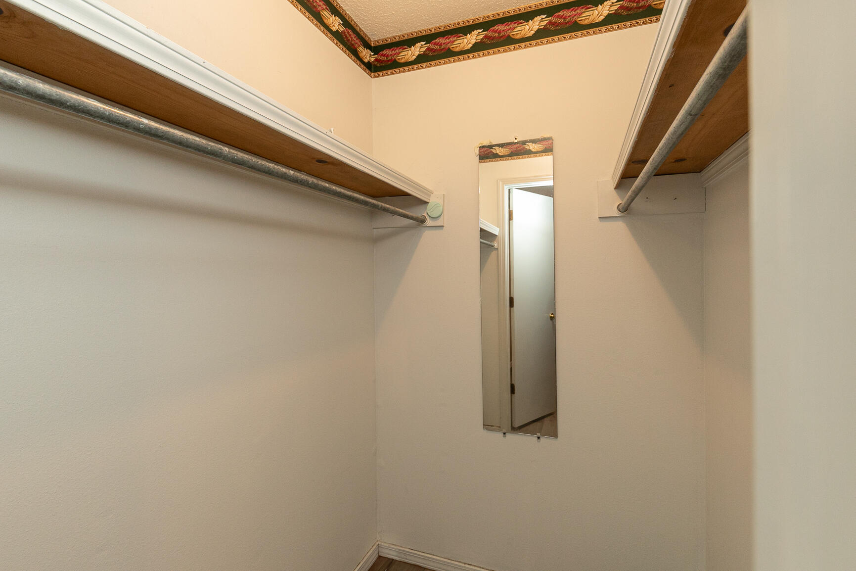 1508 West Warren Avenue Property Photo 16