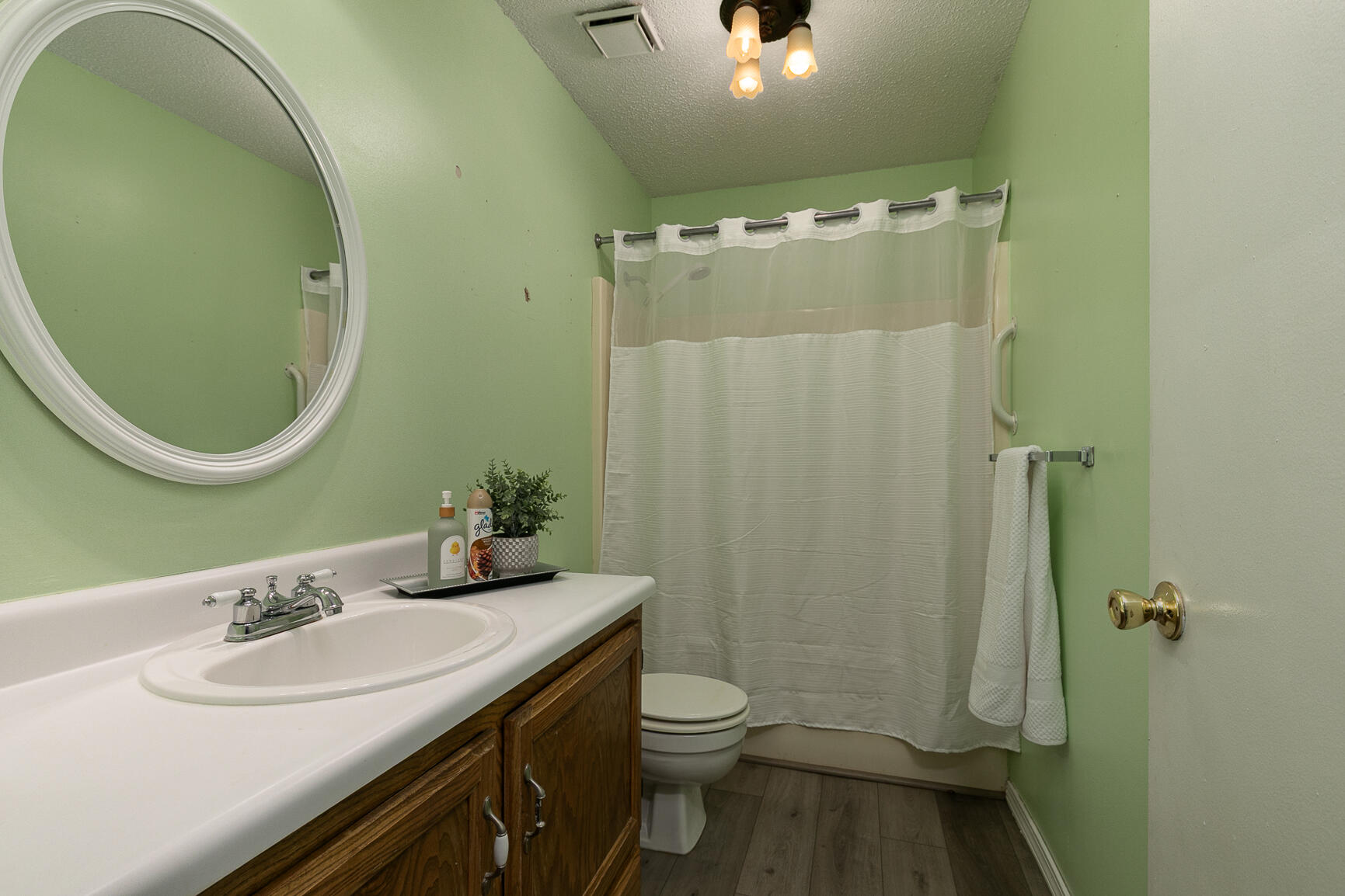 1508 West Warren Avenue Property Photo 17