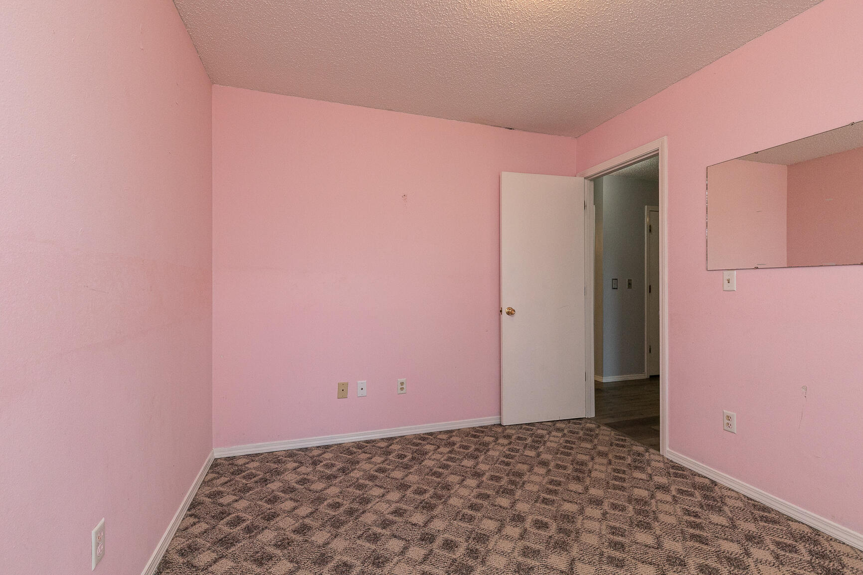 1508 West Warren Avenue Property Photo 21