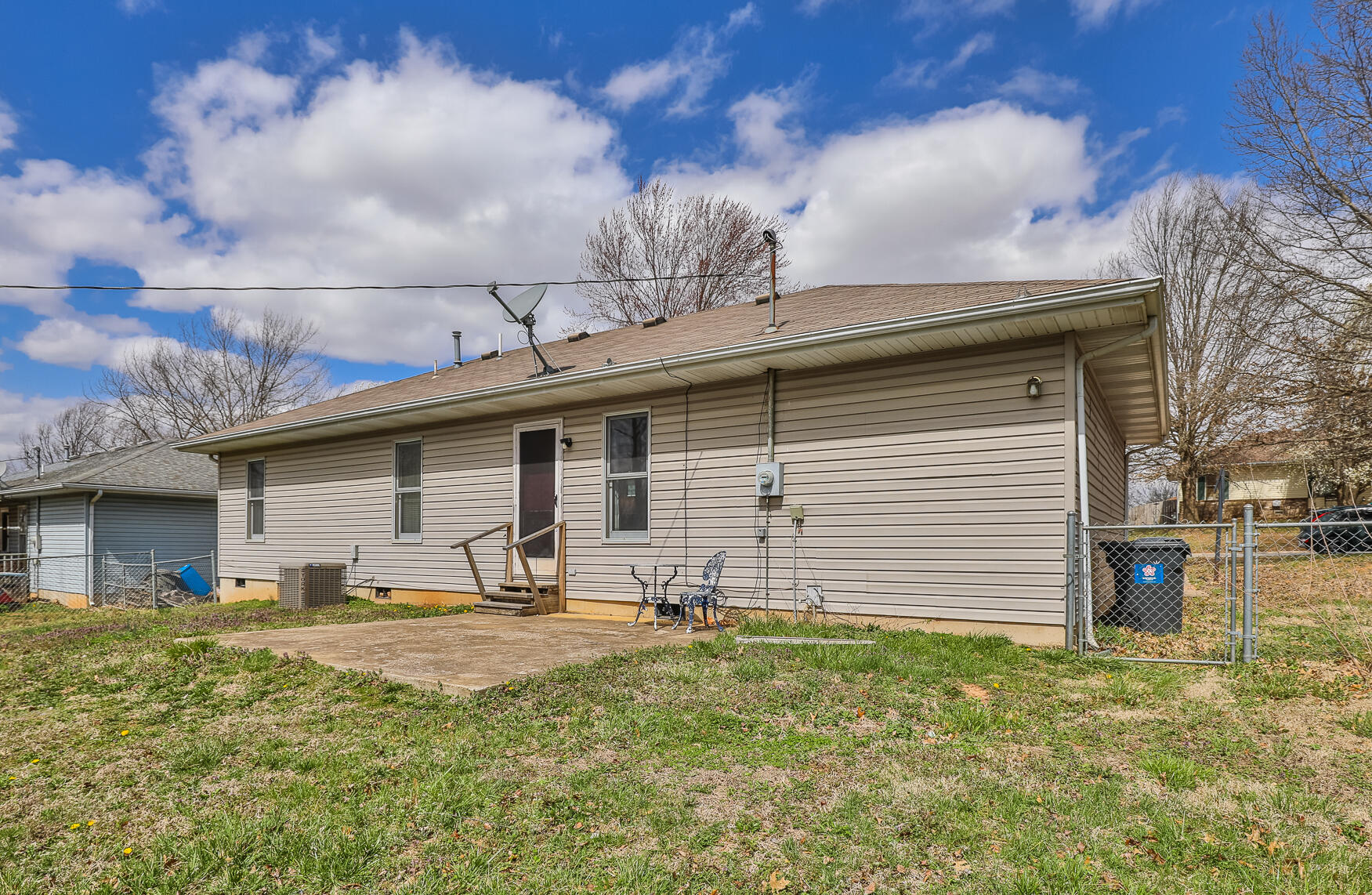 1508 West Warren Avenue Property Photo 23